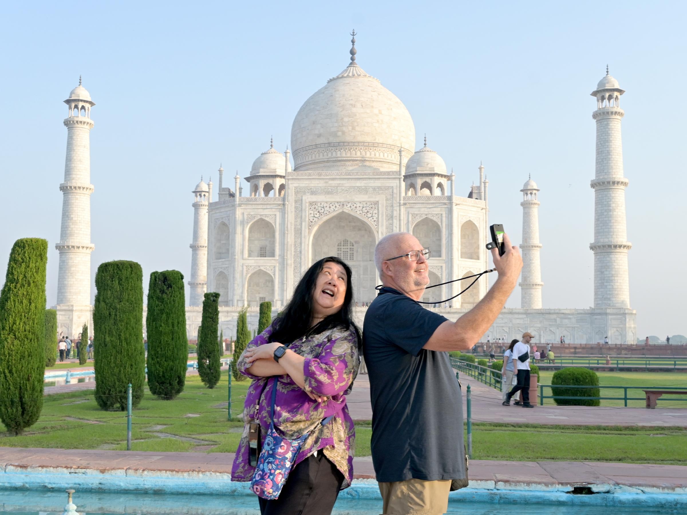 From Delhi-Overnight Agra/Taj Mahal Tour with Fatehpur Sikri
