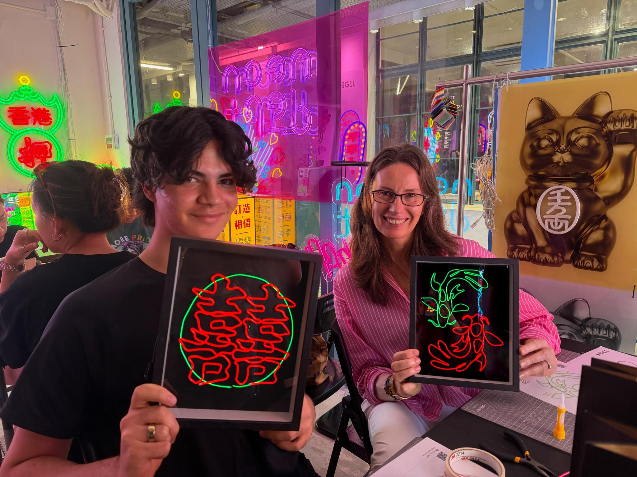 Hong Kong Cultural - Mini Neon Workshop @ PMQ 2