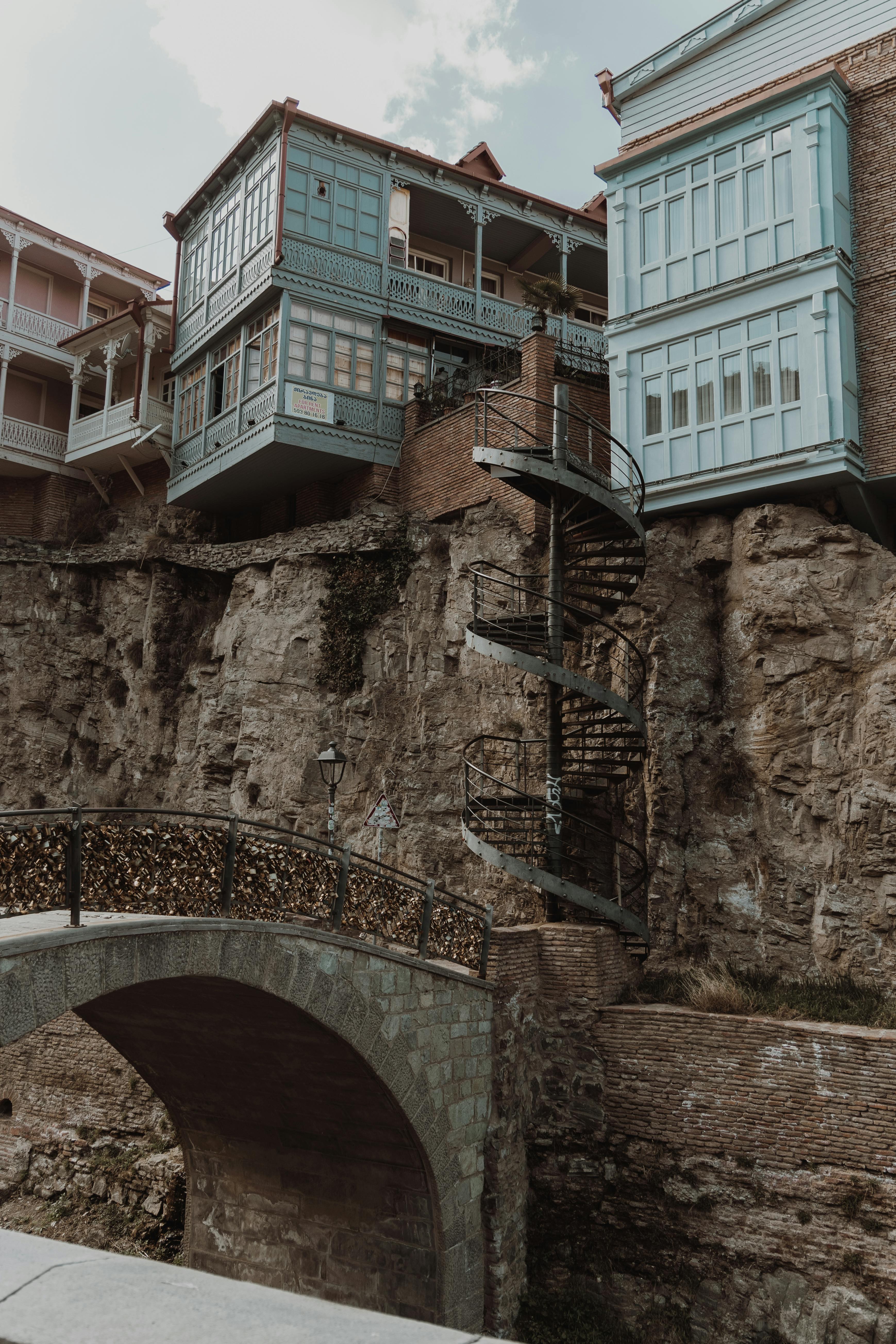 Tbilisi: Walking Tour with an Expert Spanish Tour Guide and Cable Car Ride 3