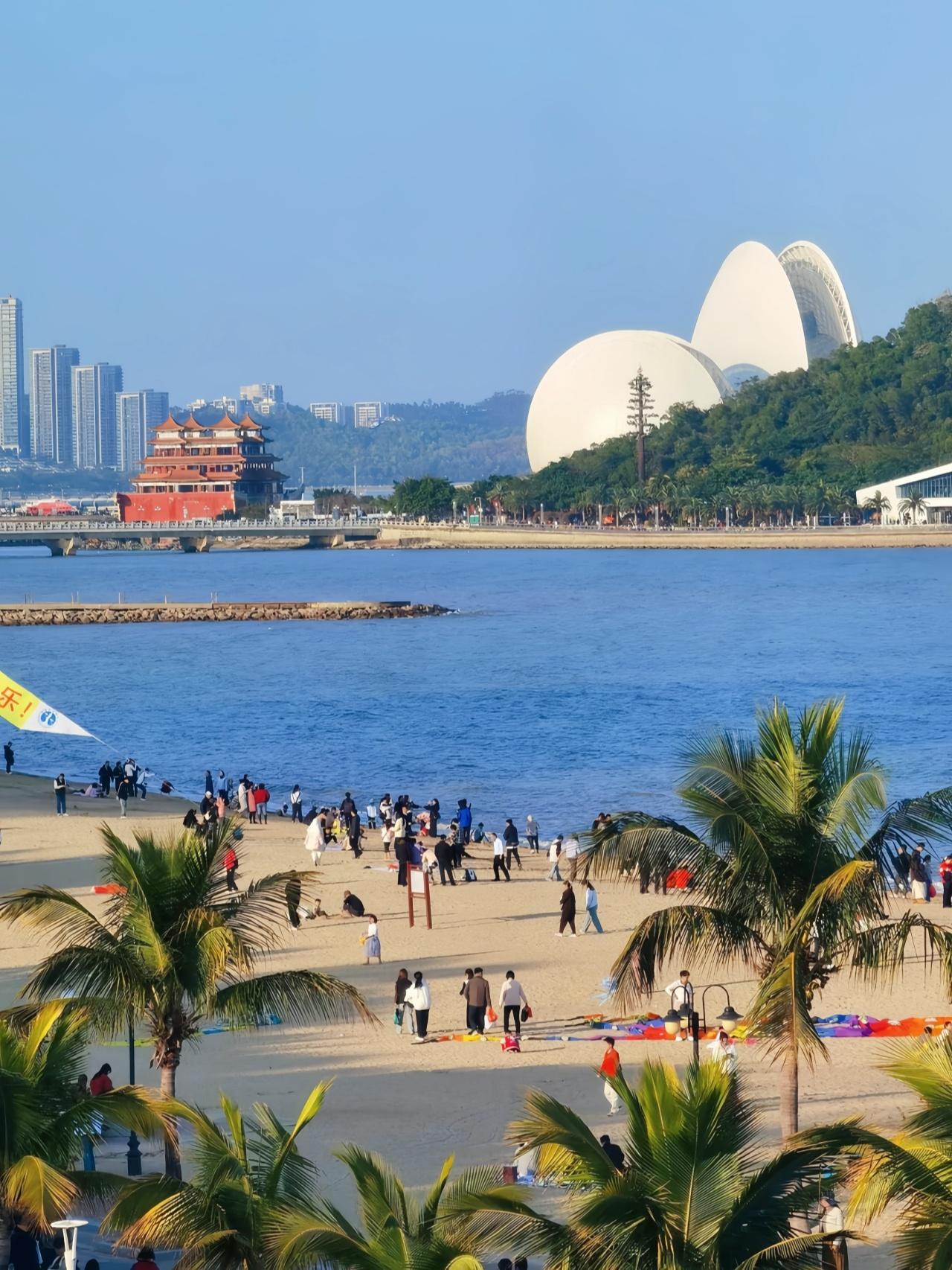 Guangzhou-Zhuhai Day Trip: New Yuanming Palace & Coast 3