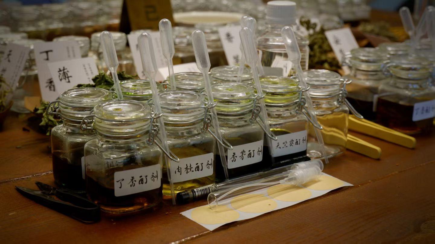 Shanghai: Traditional Chinese Incense Workshop 3