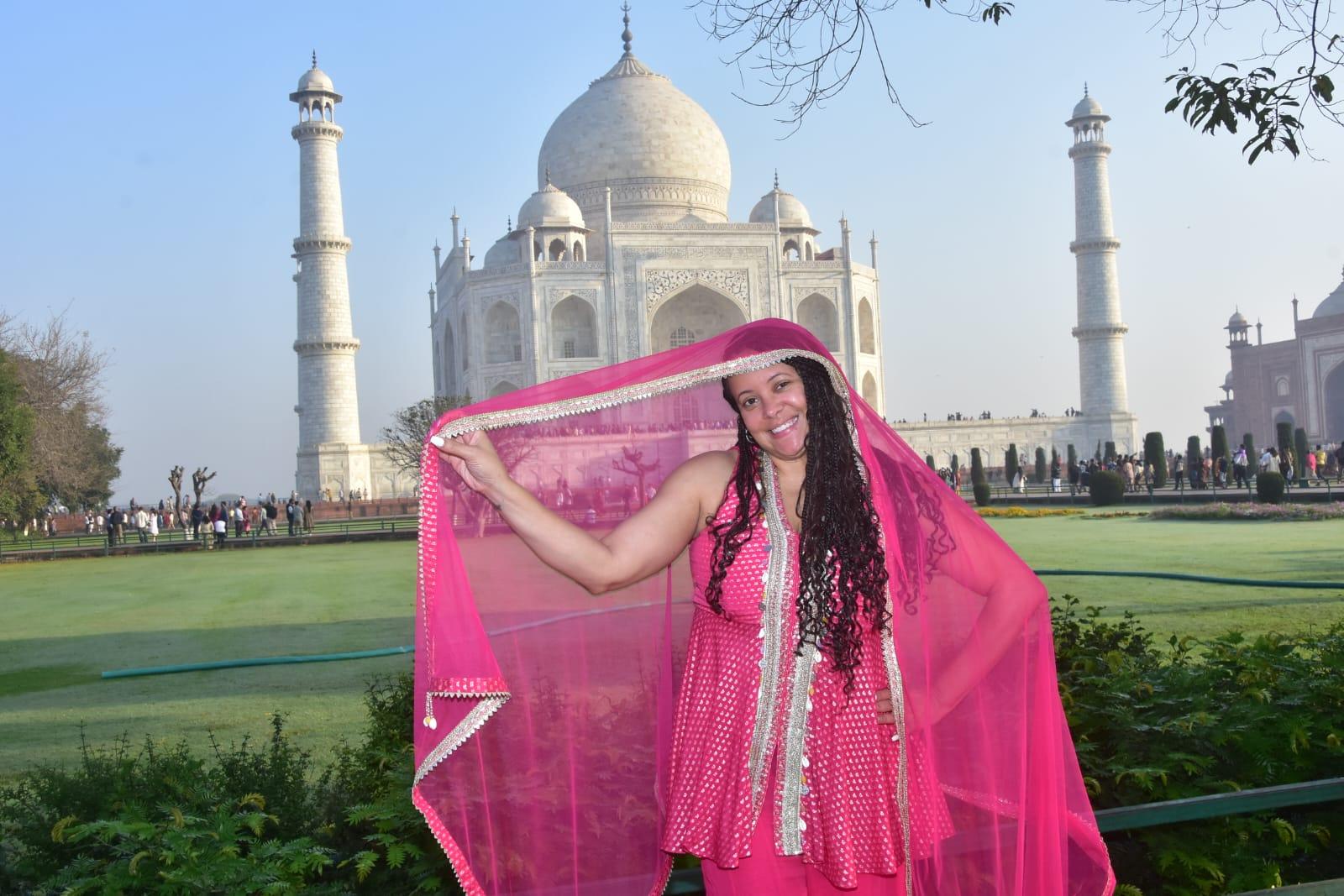 Agra: Taj Mahal Tour with Expert Photographer and Tour Guide 3