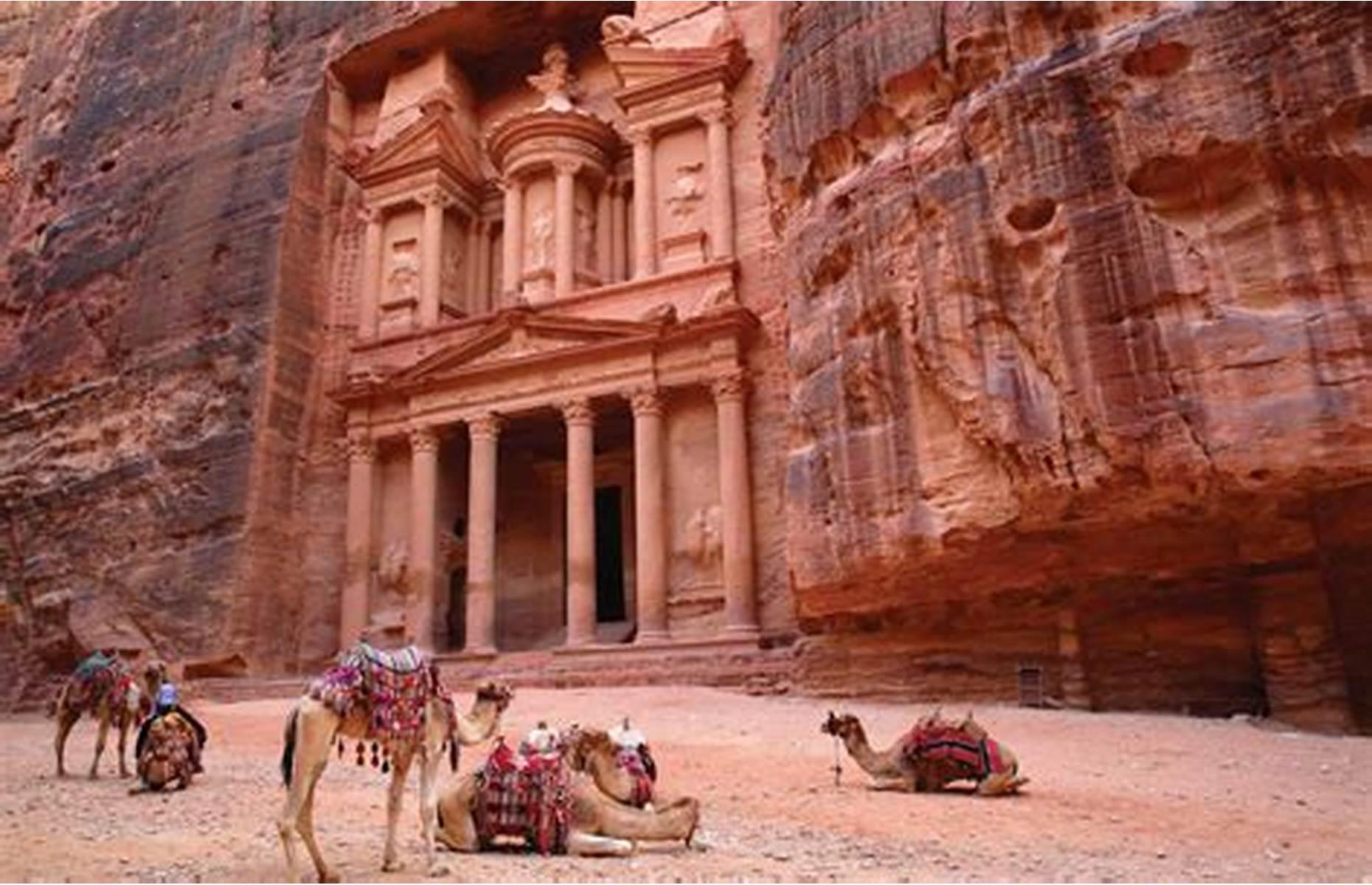 From Amman: 4-Day Honeymoon in Jordan with Romantic journey