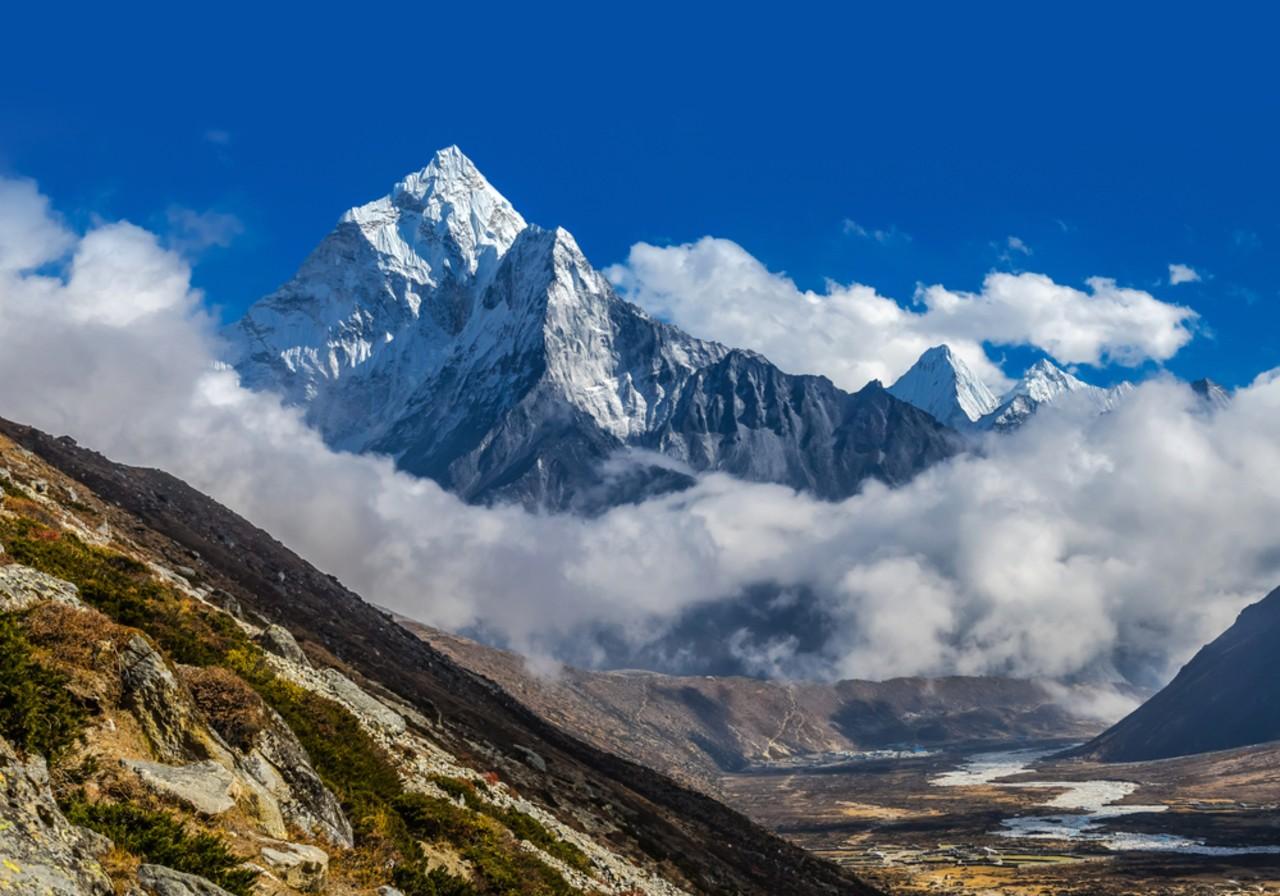 Langtang: 15-Day Tilman Pass Trek & Yala Peak Summit