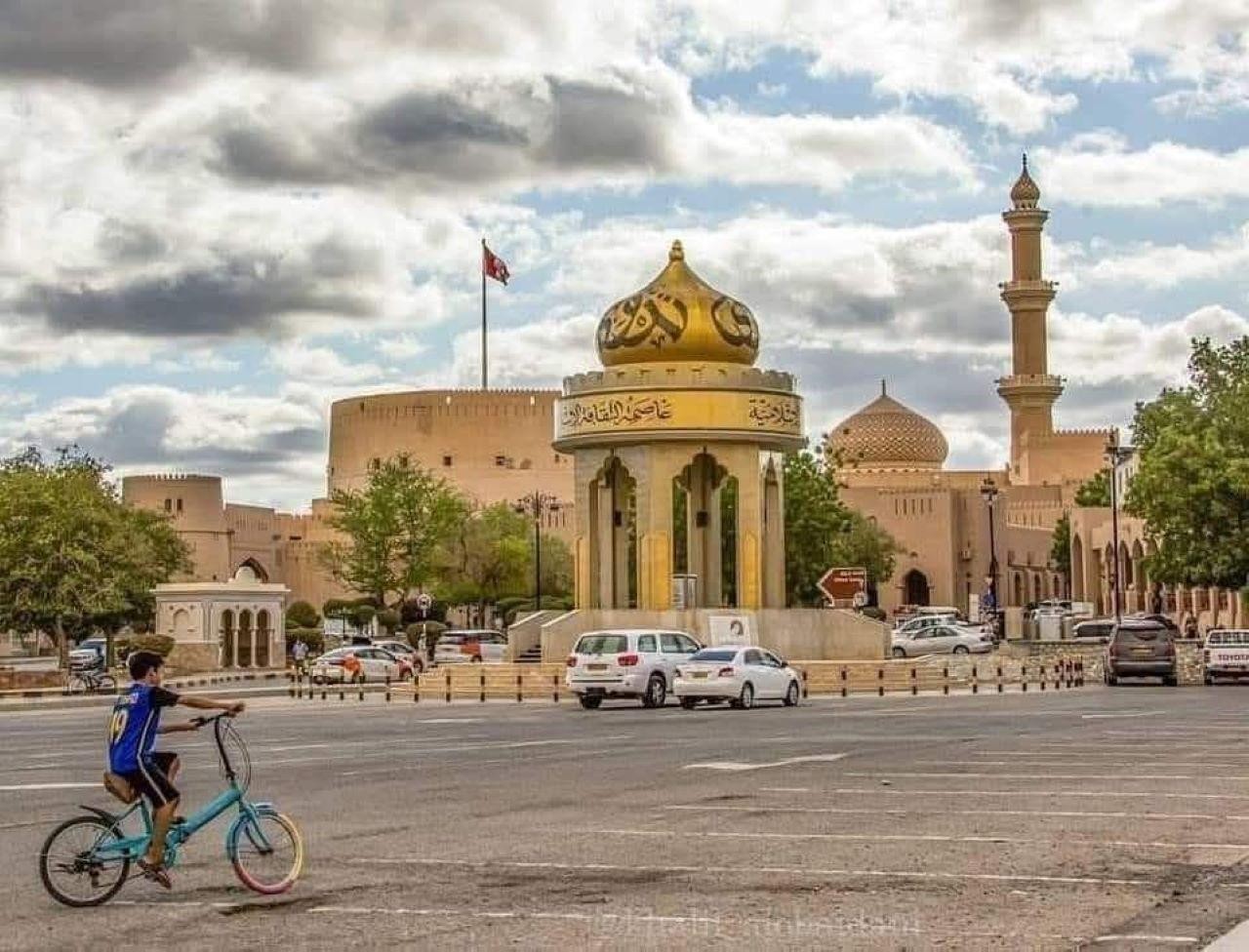 From Muscat: 2-Days, 1 Night In Jabal Shams (Grand Canyon) 2