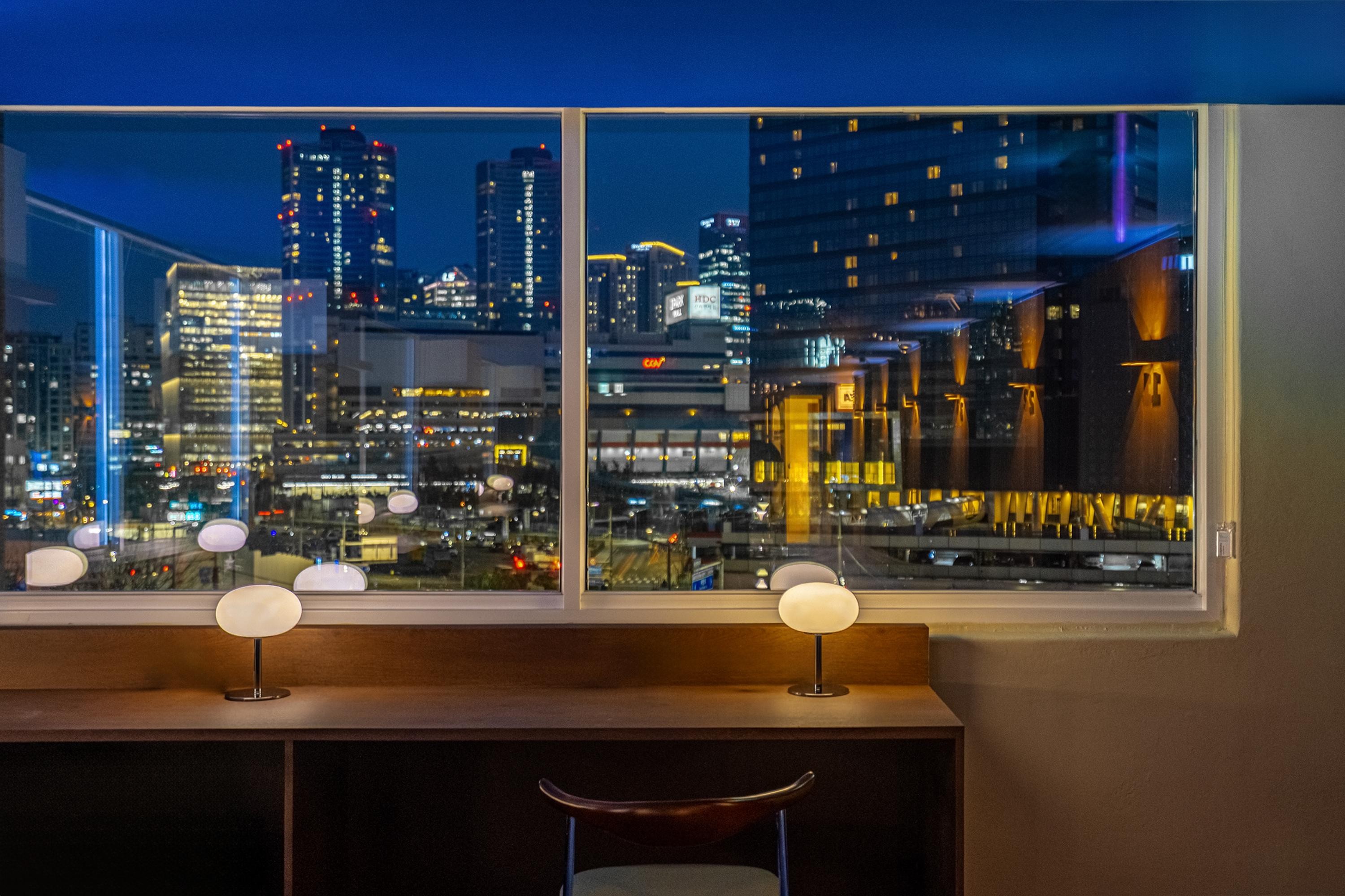 Yongsan Refresh Lounge — Shower, Rest & Luggage Storage Pass 3