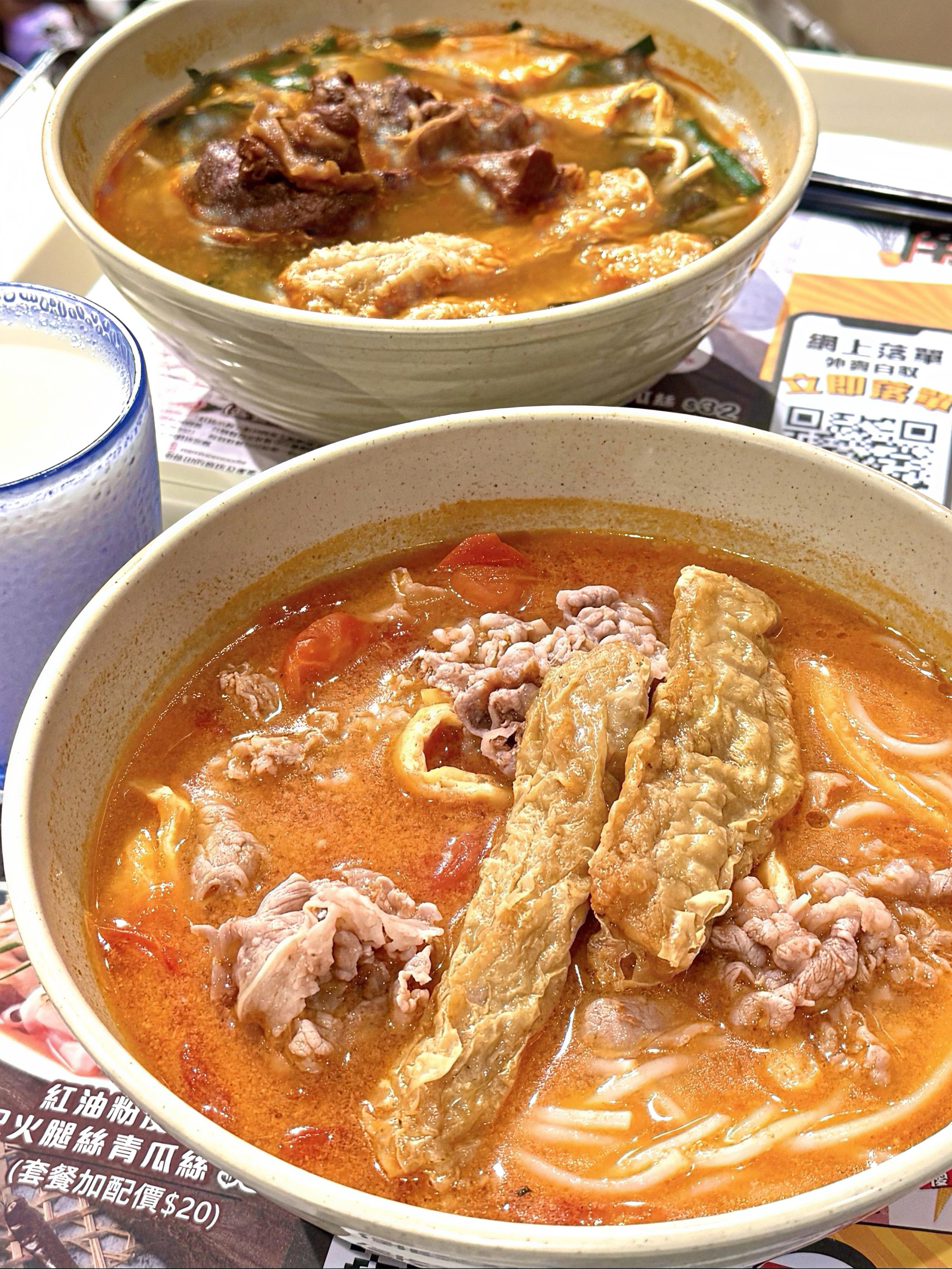 Hong Kong: Wan Chai Private Food and Walking Half-Day Tour 3