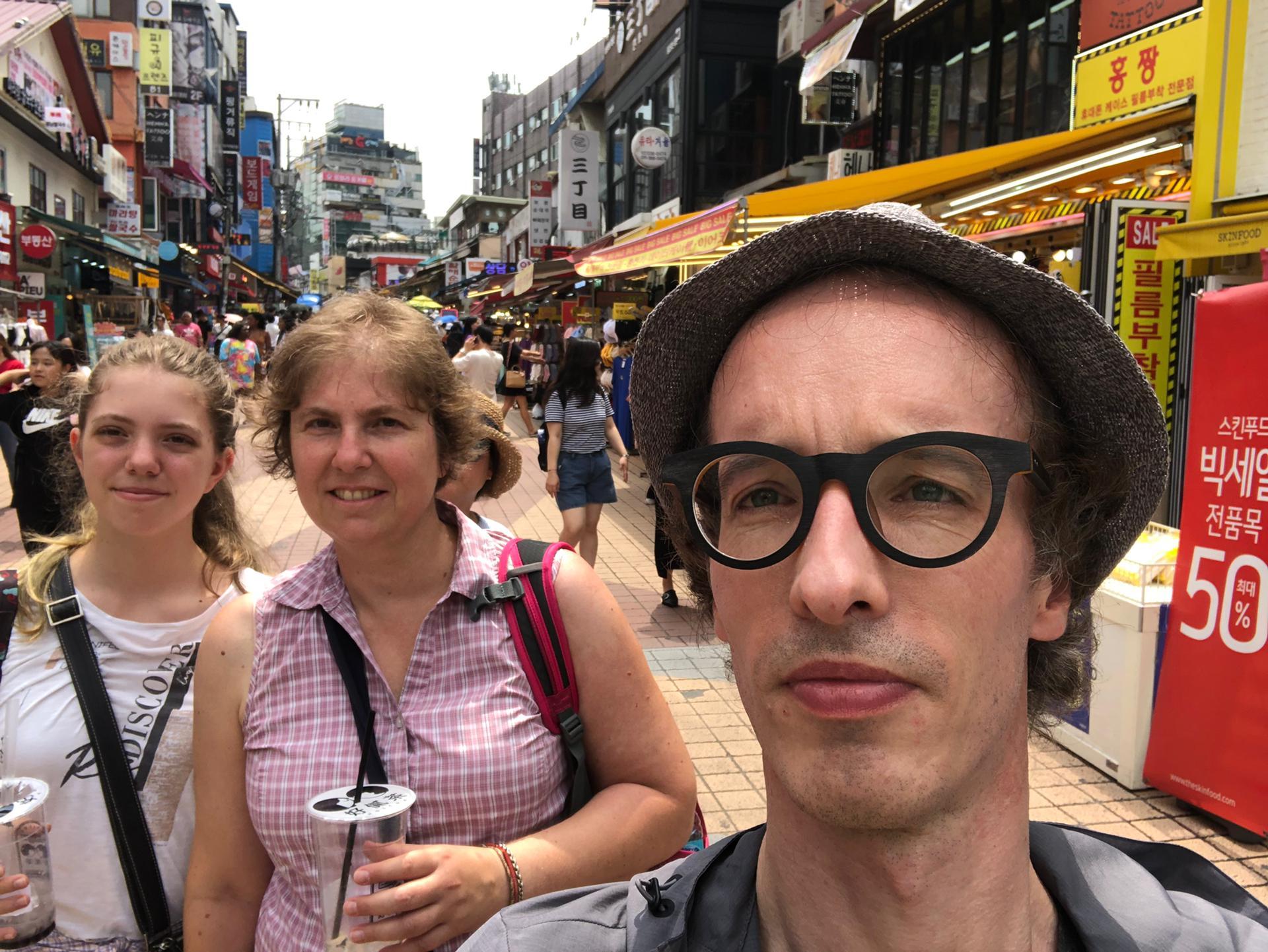 Private free day in Seoul with a French-speaking guide 2