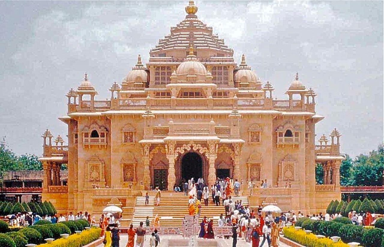 Delhi: Akshardham Temple Tour and Musical Fountain Show 2