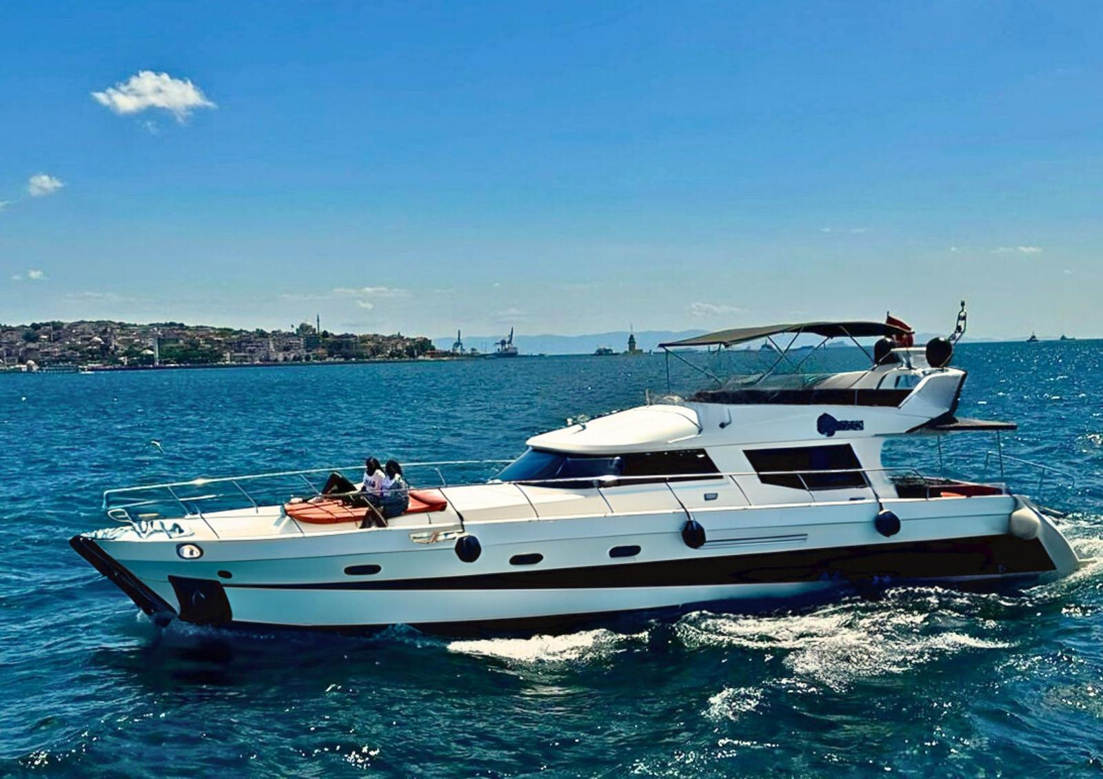 Istanbul: Morning Bosphorus Yacht Cruise w/Turkish Breakfast 3