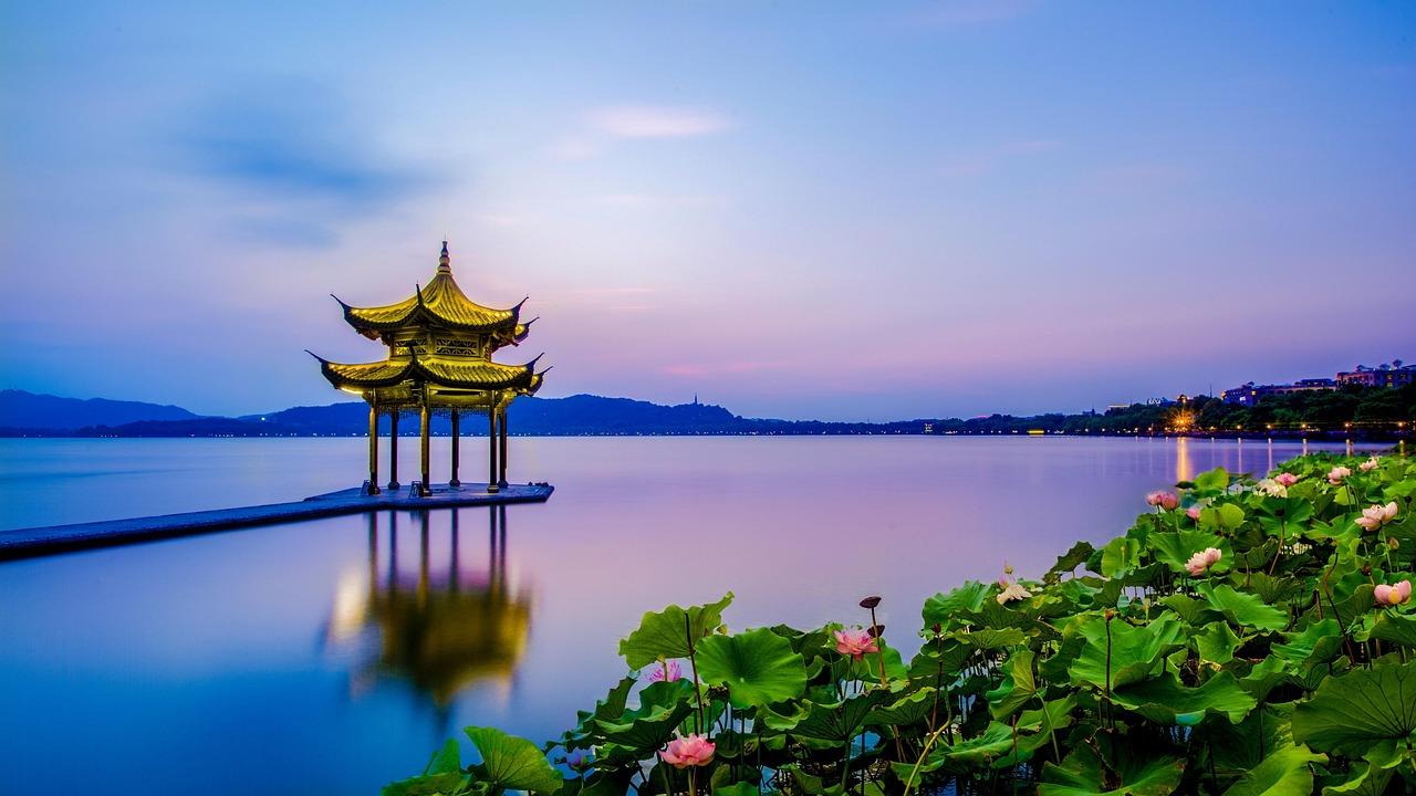 Shanghai to Hangzhou: Culture, History, Architecture, & Tea