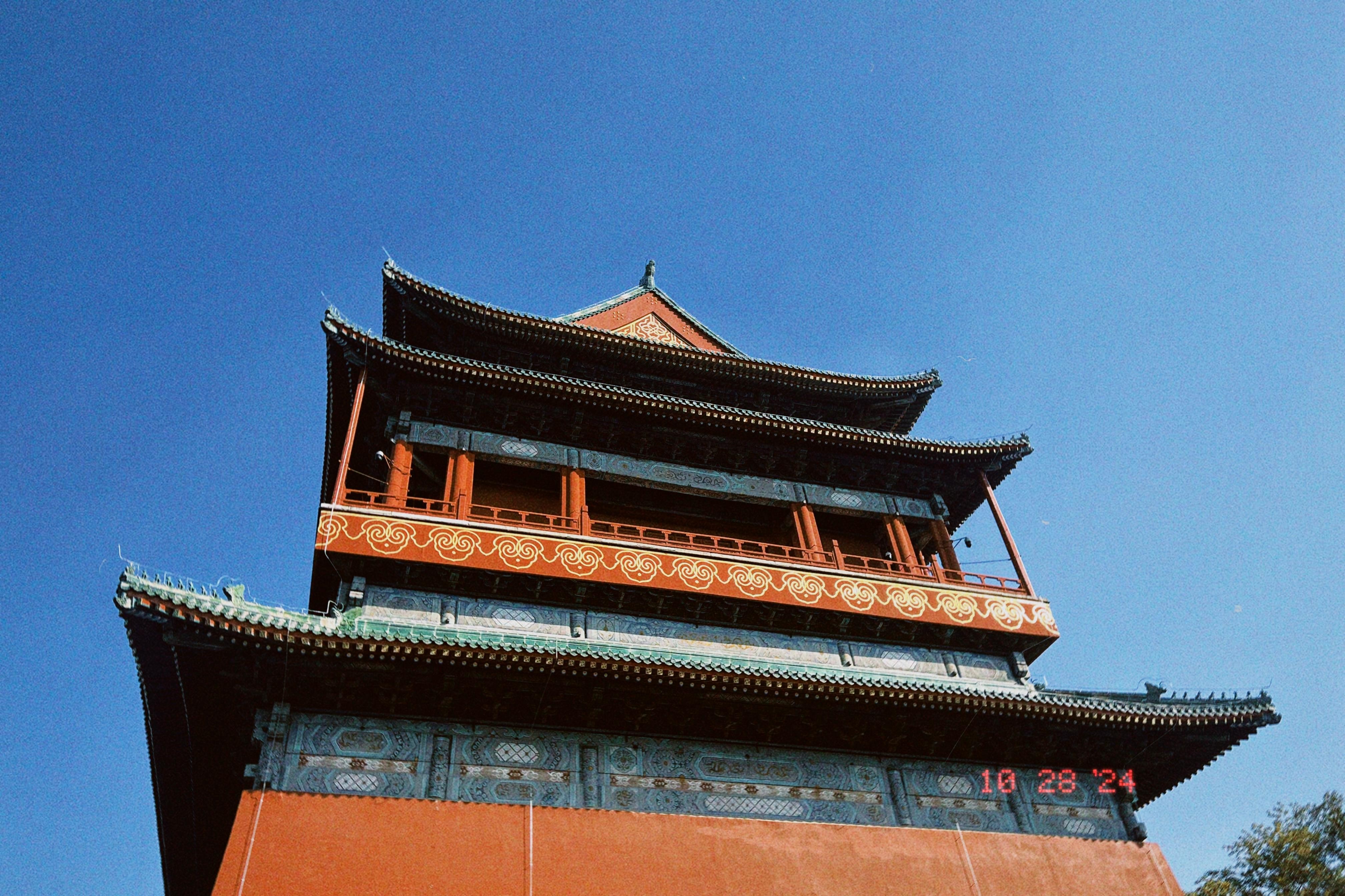 Lama Temple Tour with Tickets: Beijing's Hidden Sacred World 3