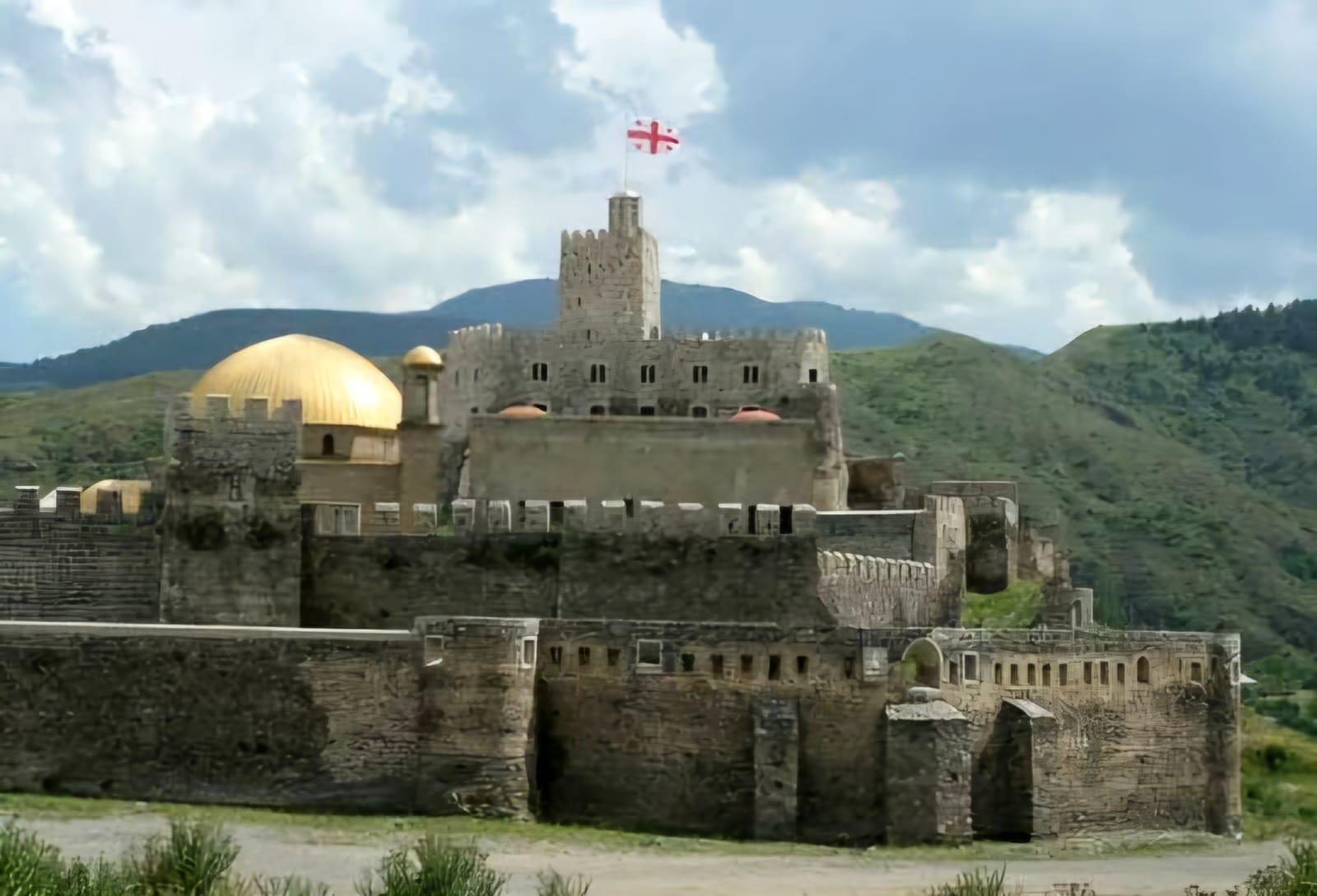 From Tbilisi: Borjomi, Rabati Castle & Vardzia Private Tour 2