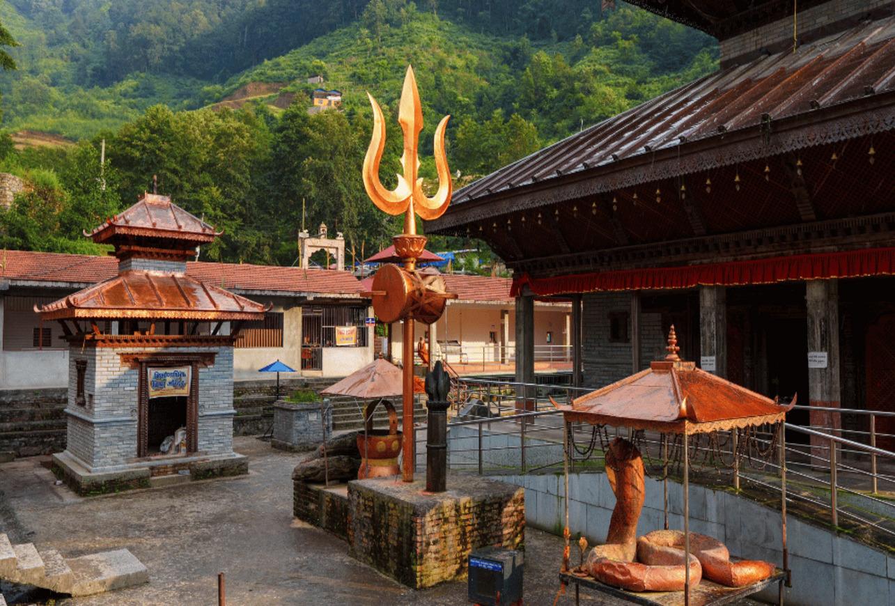 Kathmandu: Nagarkot, Bhaktapur, Sanga Statue & Doleswor Tour 2