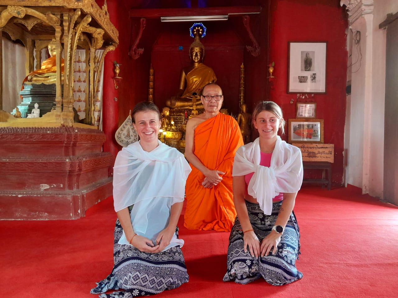Luang Prabang: Sunrise Market & Local Street Food Experience 3