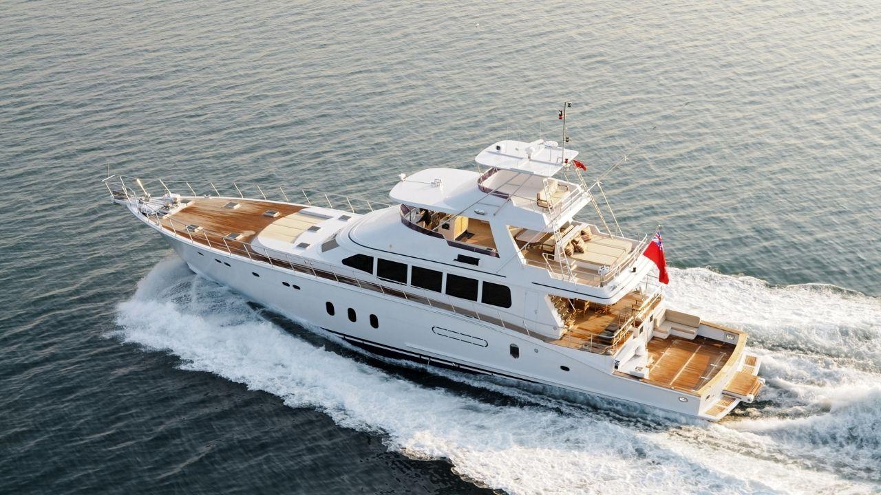 Istanbul: Bosphorus Yacht Cruise 2