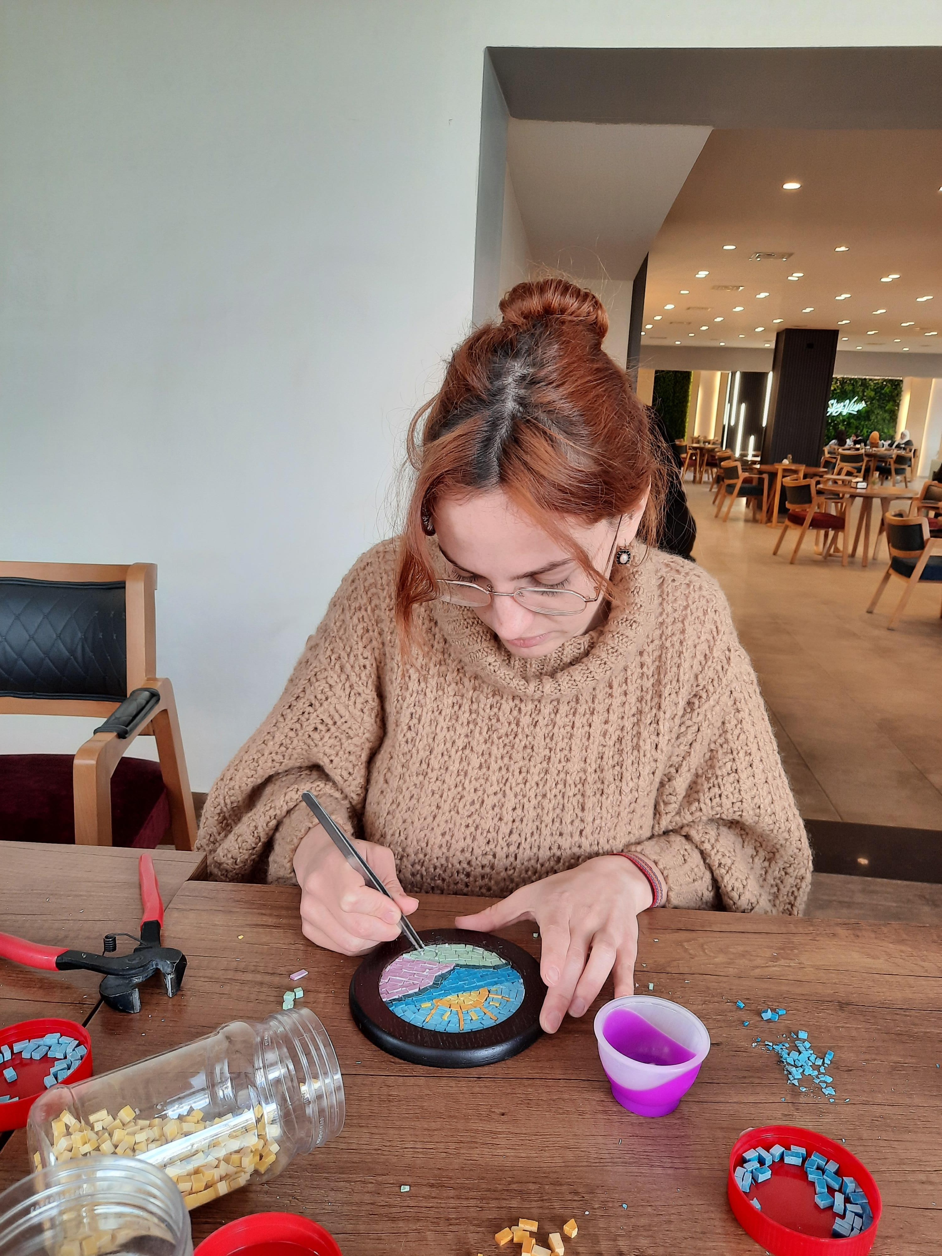 Amman: Mosaic Art Workshop with Coffee and Tea
