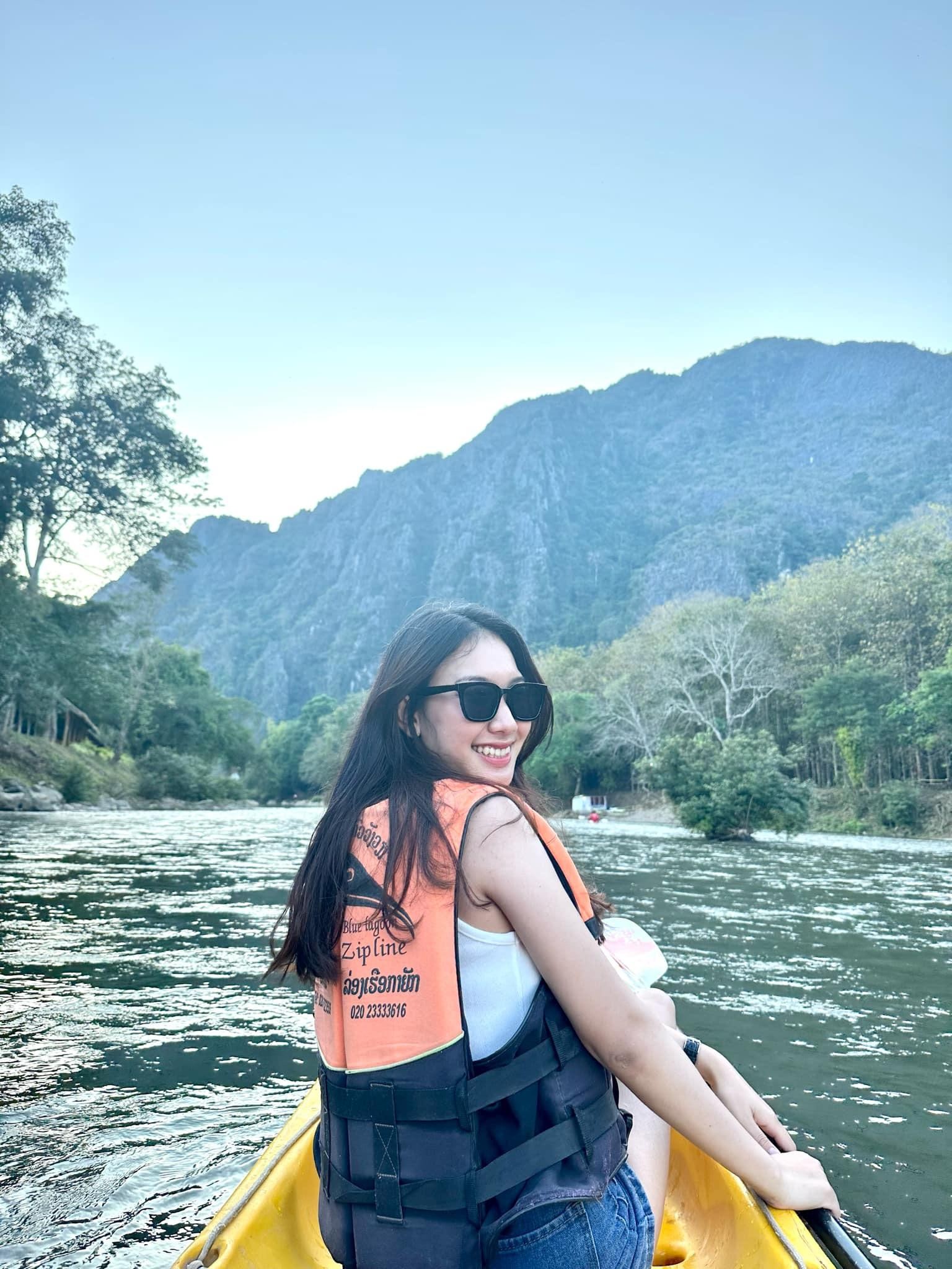 From Vientiane: Vang Vieng Tour with Cave Kayak & Zipline