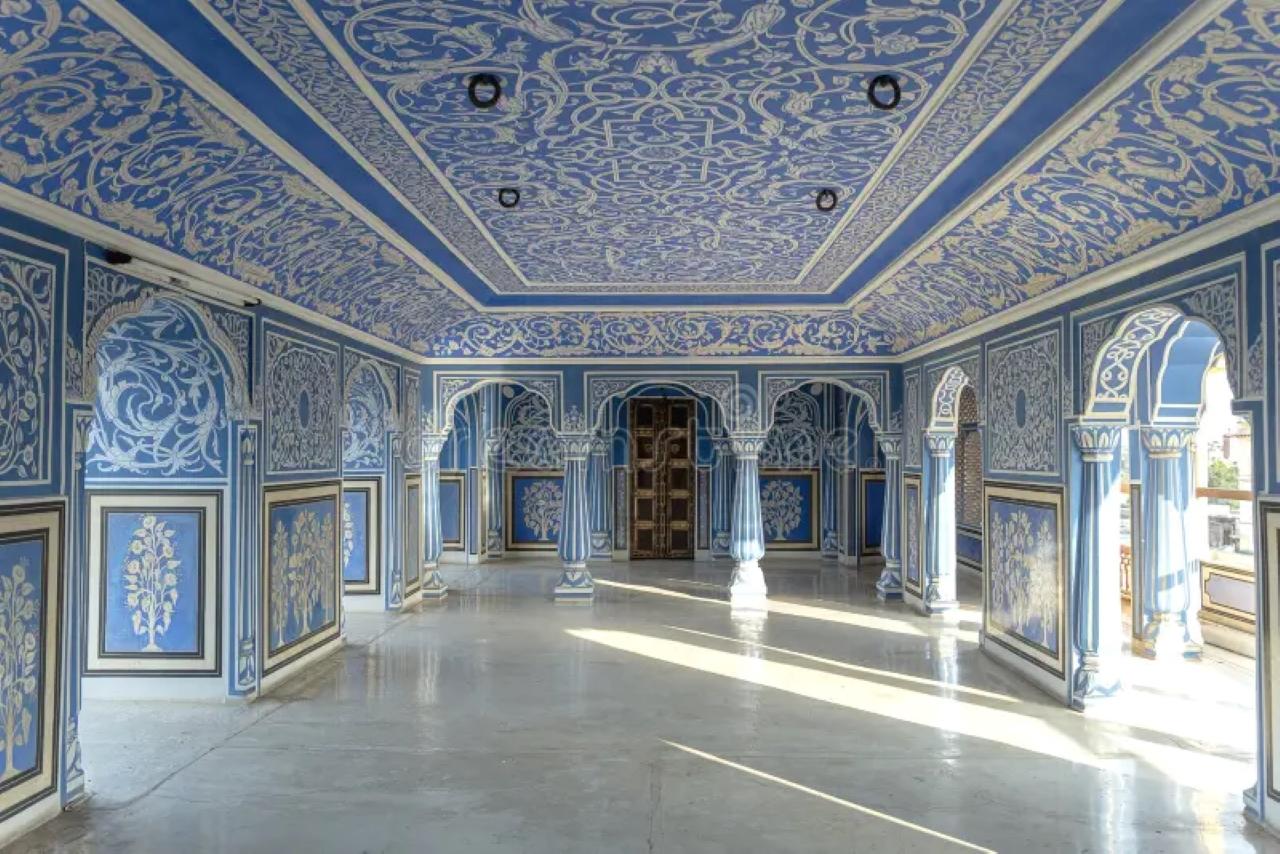 Jaipur: Guided Full-Day Private Sightseeing Tour by Car 2