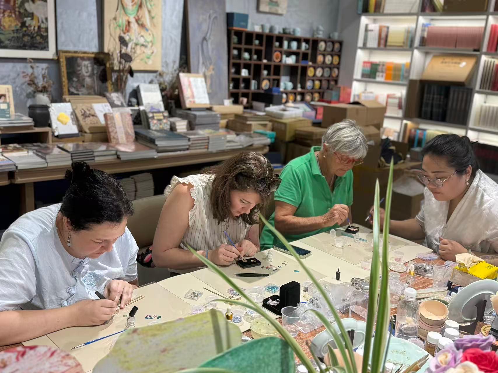 Shanghai: Mother of Pearl Jewelry & Folk Art Gallery