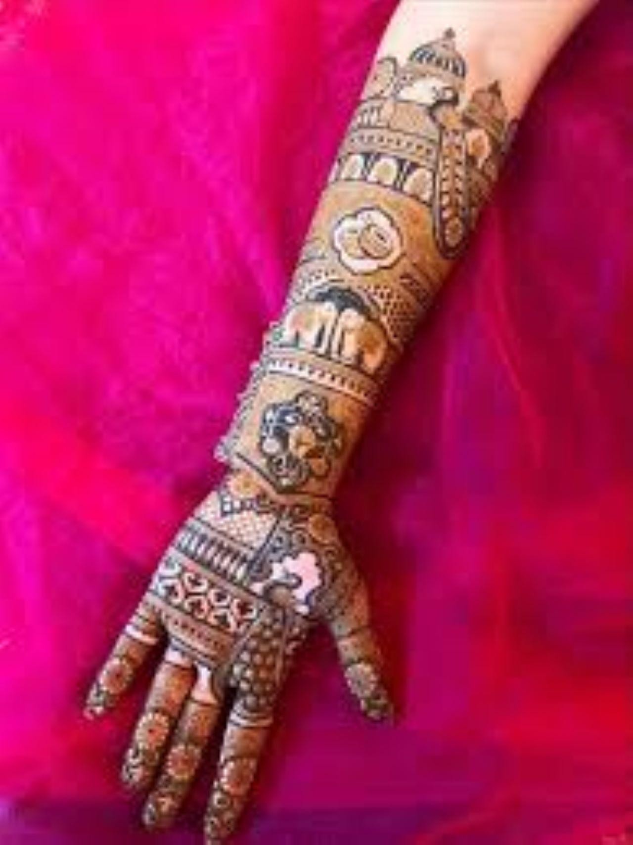 Agra: Henna, Mehndi, and Street Food Tour for Women 2