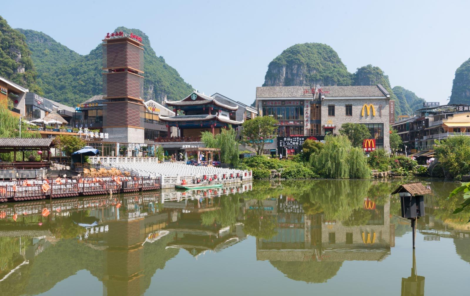 China: 13-Day Tour with Terracotta Army and Giant Pandas