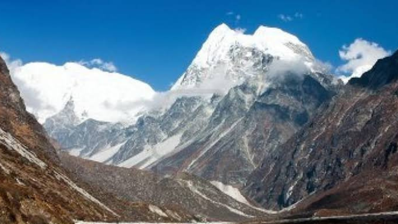 From Kathmandu: 10-Day Guided Sing La Pass Trek with Meals 2