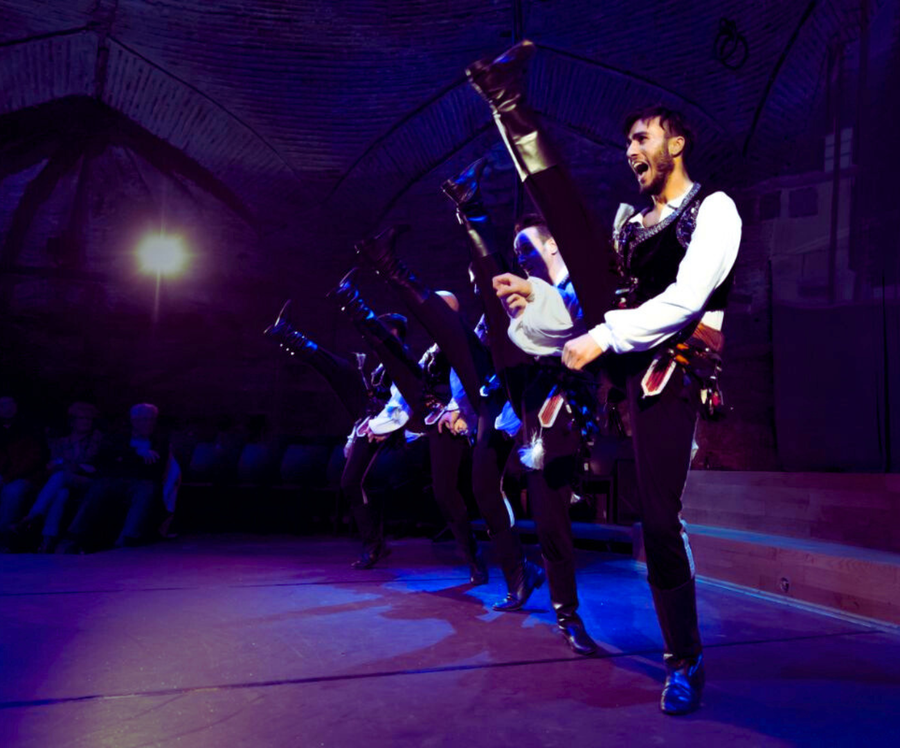 Turkish Dance Show at Hodjapasha Cultural Centre in Istanbul 3