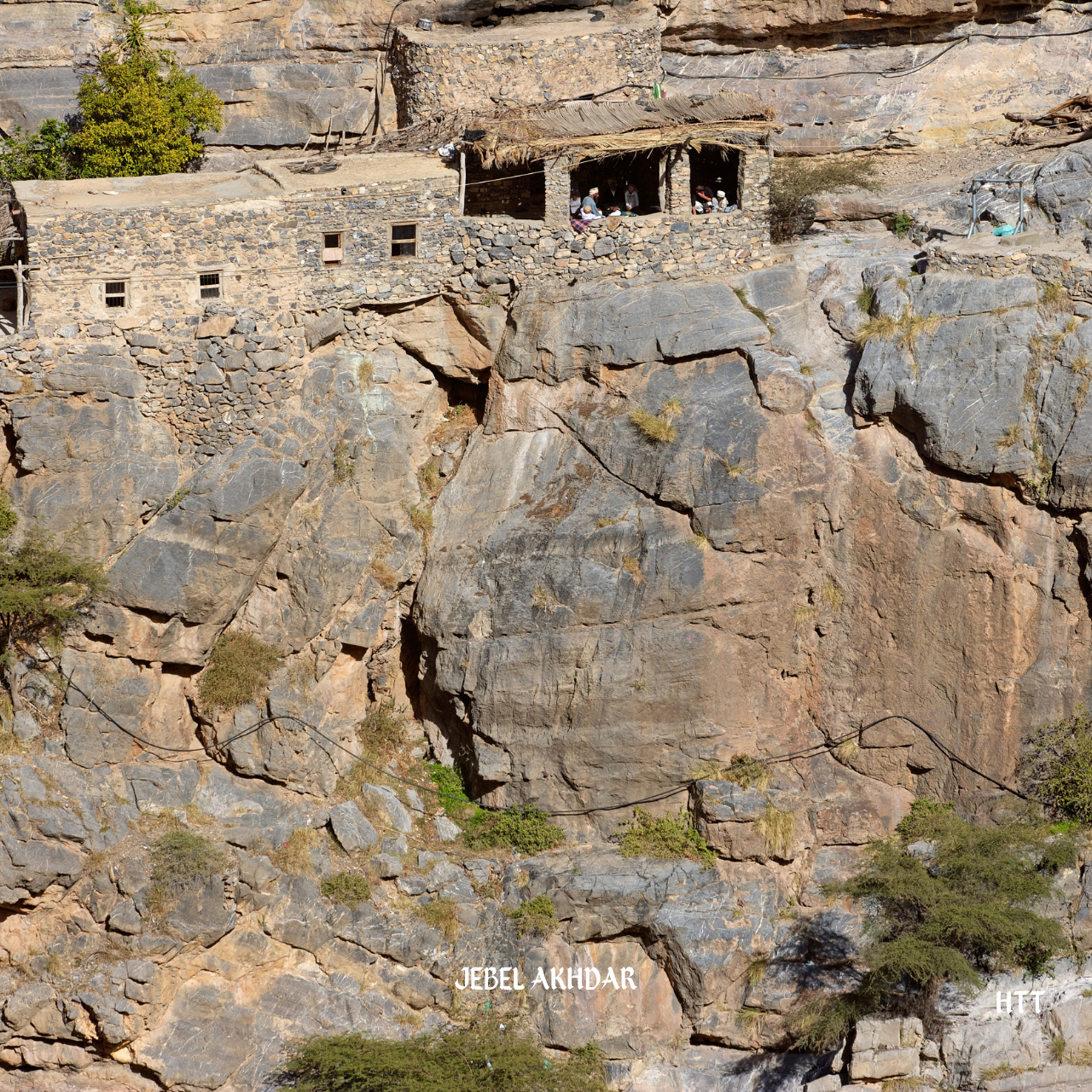 From Muscat: Nizwa Day Trip with Grand Canyon