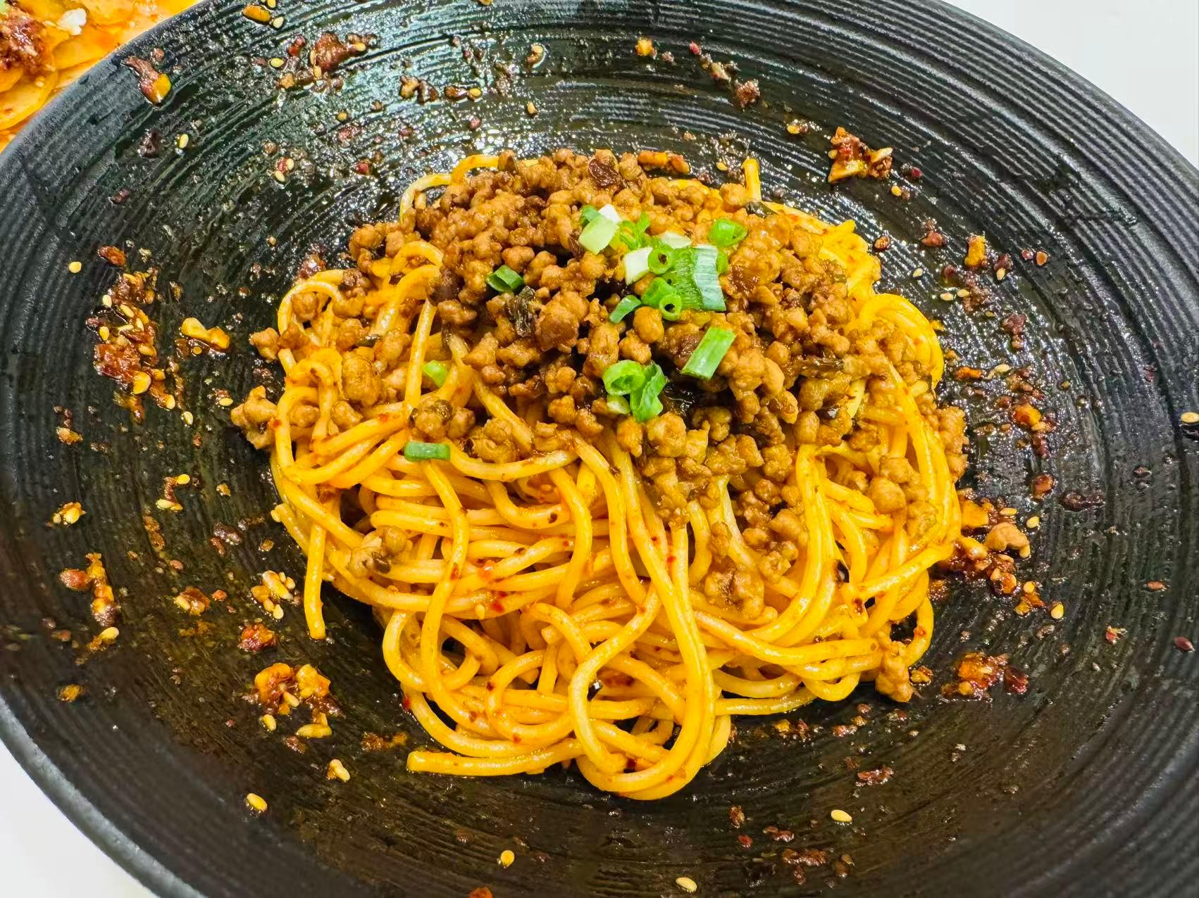 Shanghai: Dan Dan Noodles & Cold Dish Cooking Class
