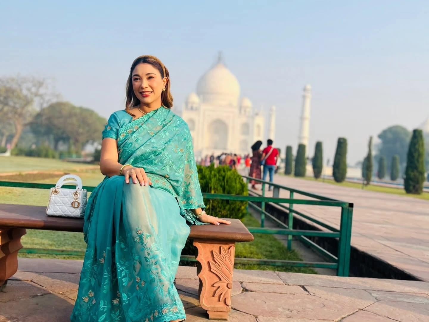 Taj Mahal: Guided Tour with Skip The Line Entry Tickets 3