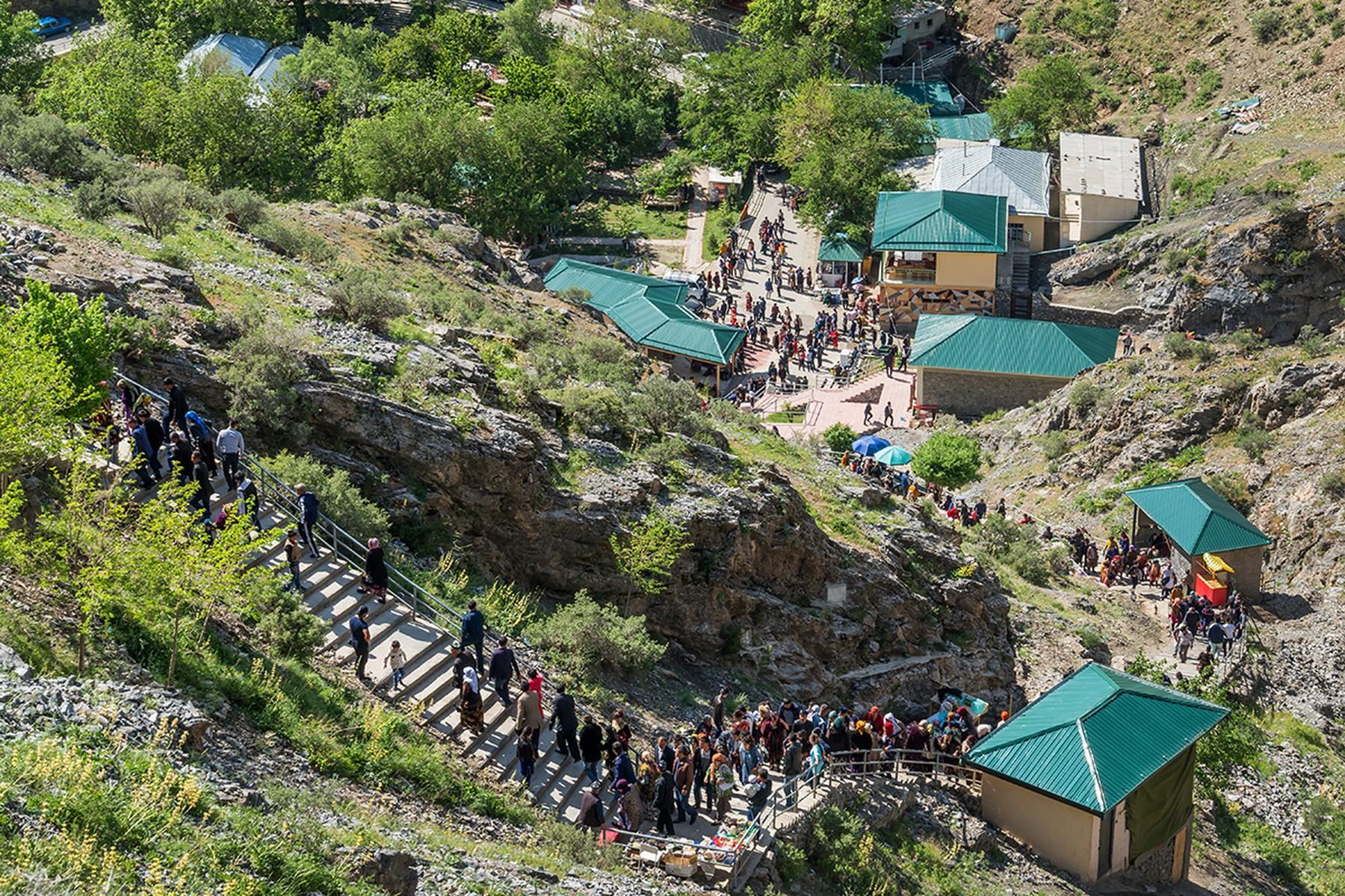 Samarkand: Hazrat Daud Cave Tour with Horse Ride 2