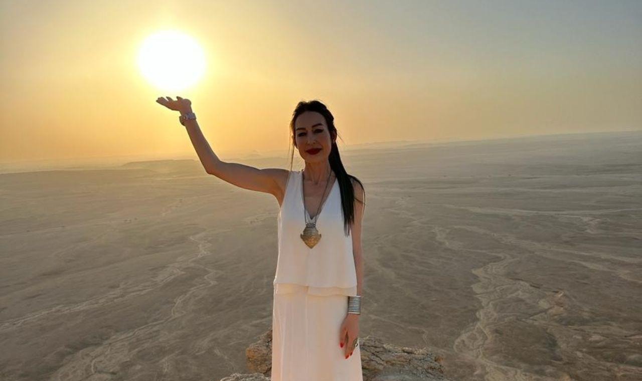 Riyadh: Private Edge of the World Sunrise Tour