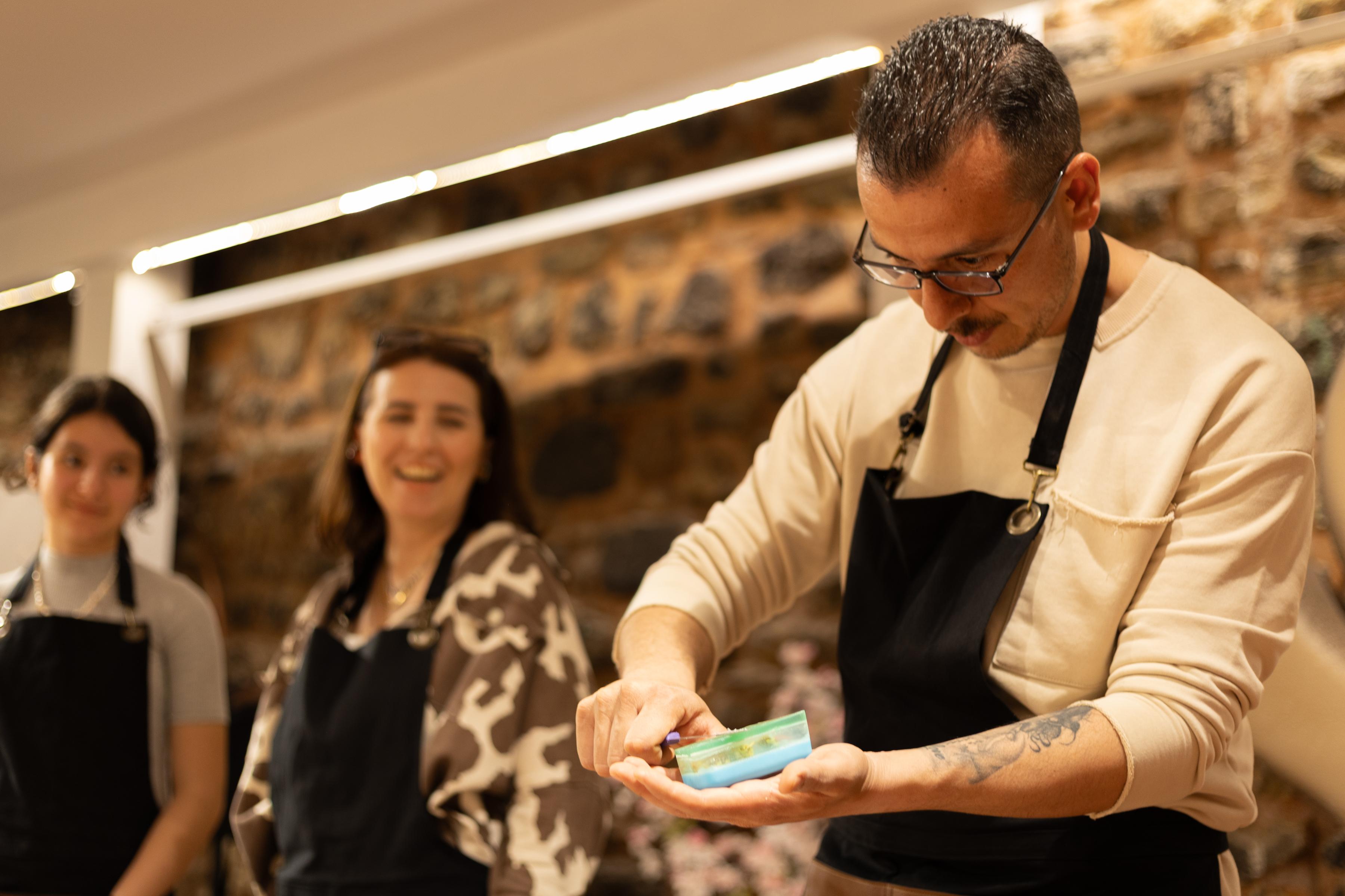 Istanbul: Soap Making Workshop with a Craftsman in Old City 2