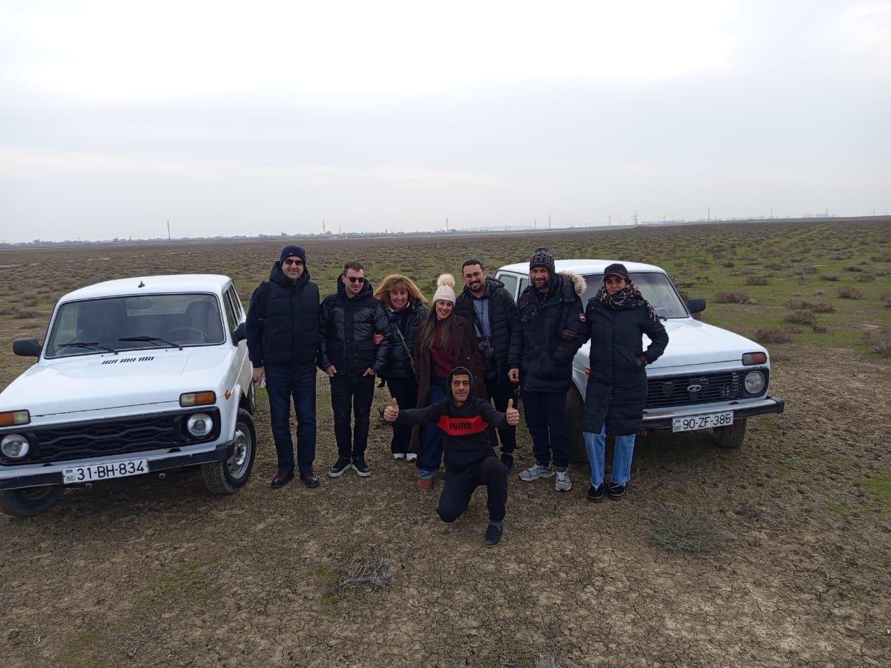 Baku: 4-Hour Gobustan–Bibi-Heybat Tour, 4x4 to Mud Volcanoes 3
