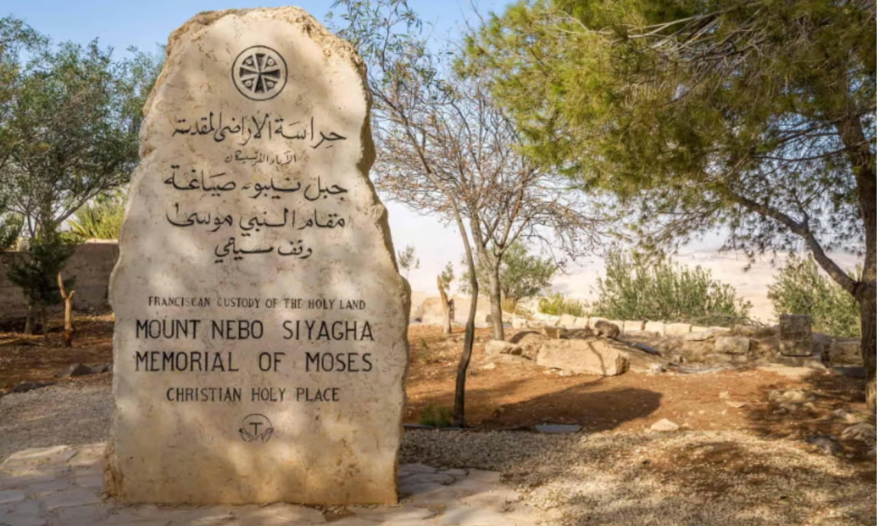 Discover Jordan from north to south on a 5-day private tour 3