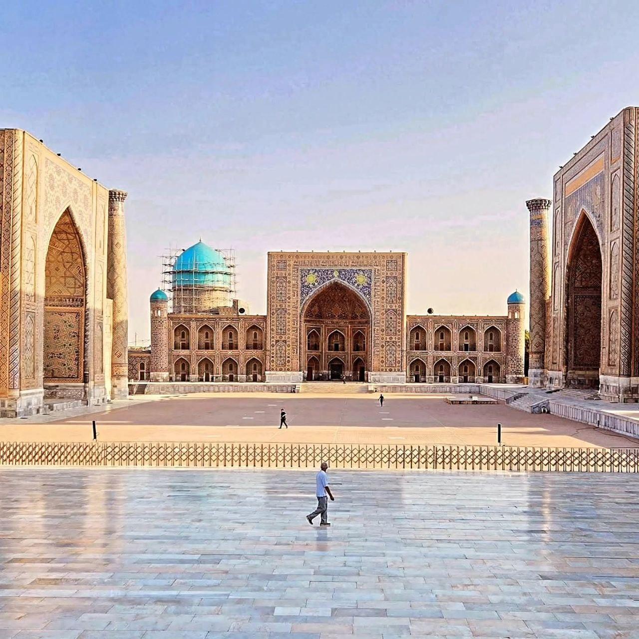 Samarkand: Historical Walking Tour with Local Guide 2