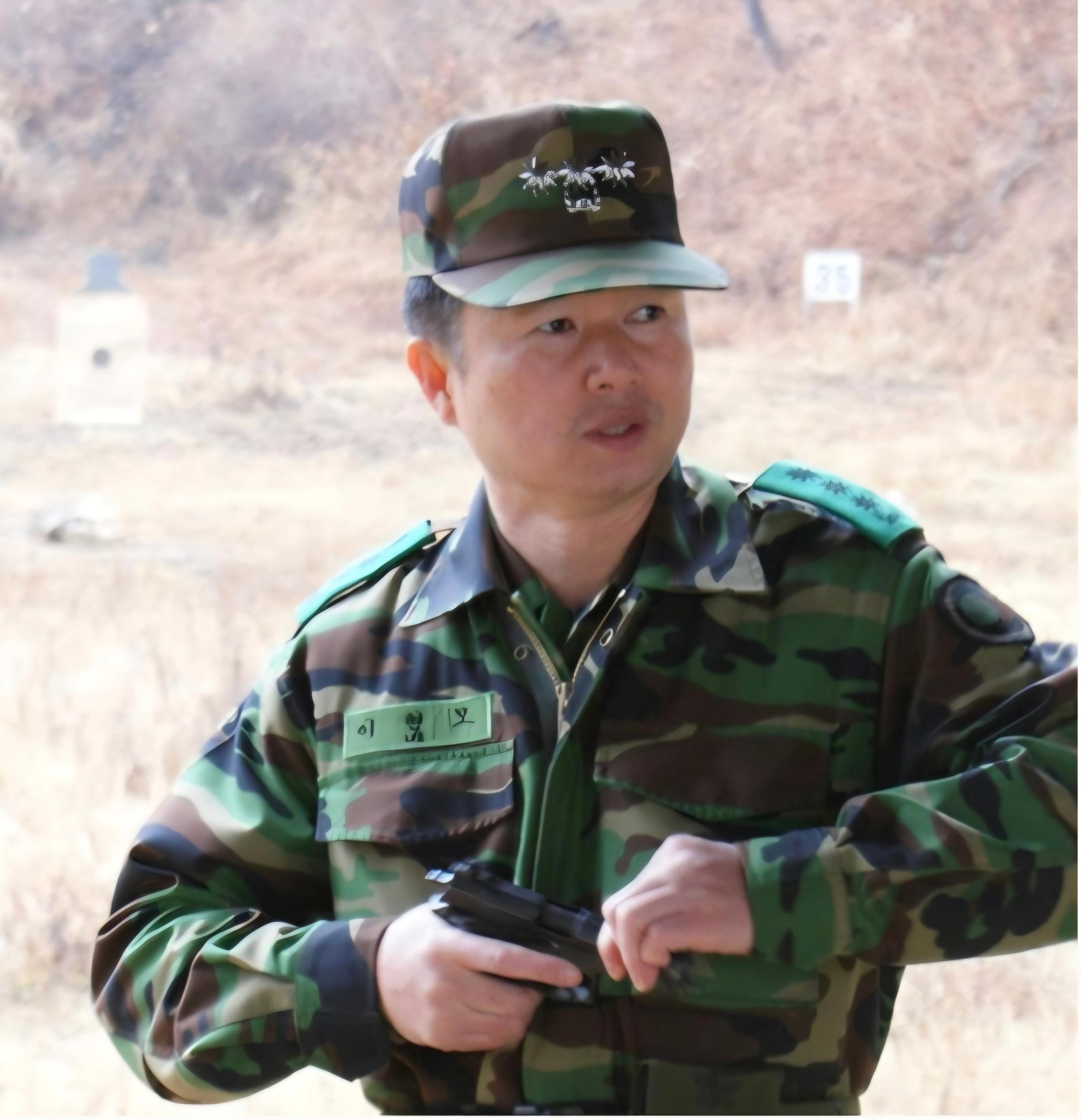 Seoul: DMZ Full-Day Tour with Military Expert 2