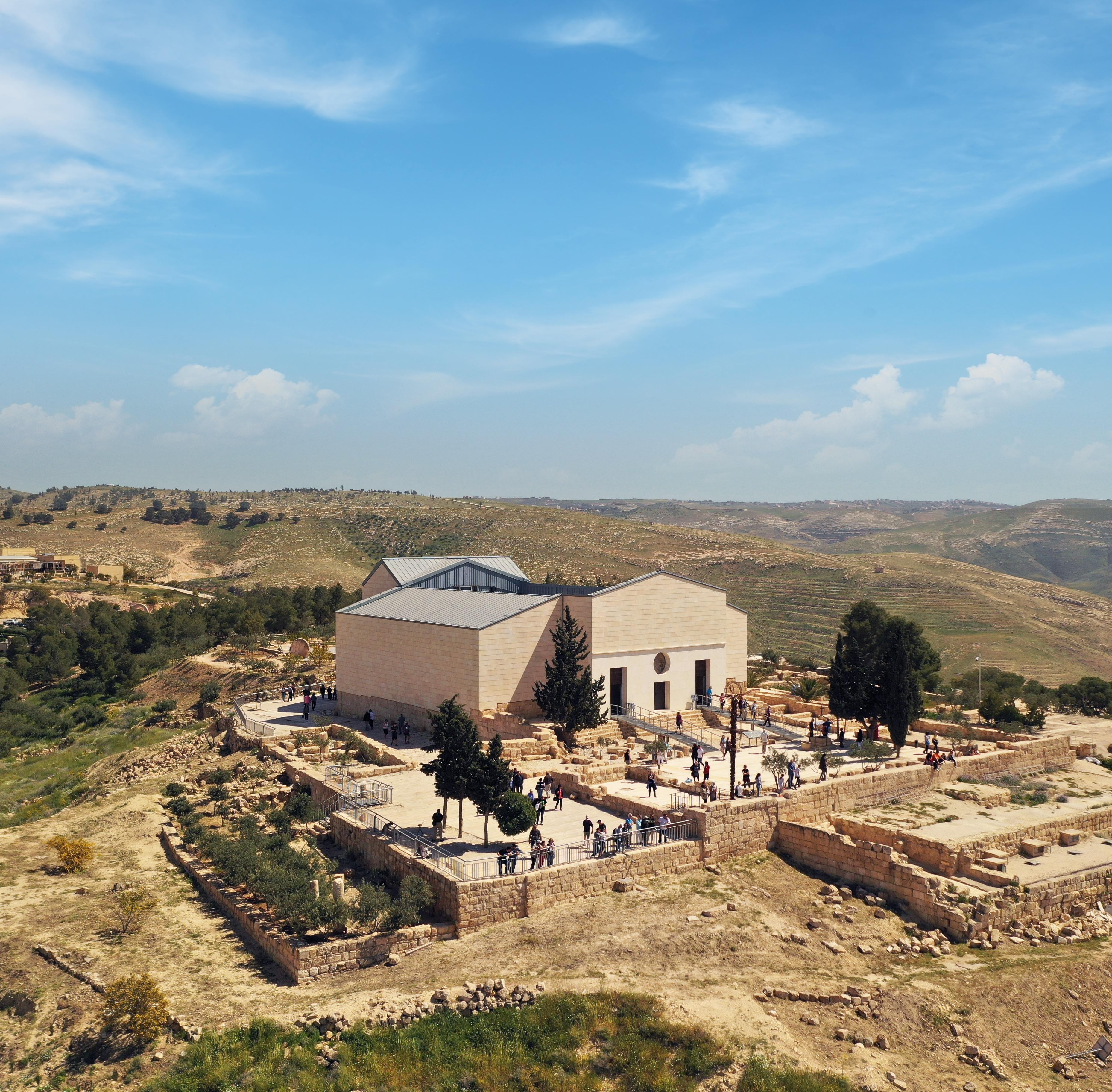 From Amman: Petra Transfer with Madaba & Shobak Castle Stops 3