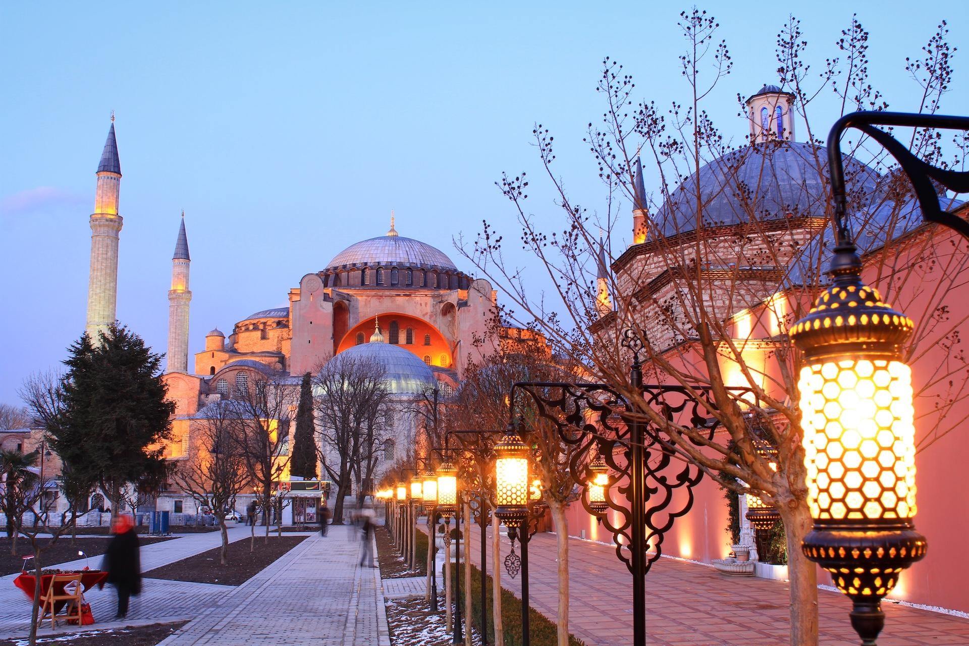 Istanbul: Old City, Spice Bazaar & Galata Sunset Tour