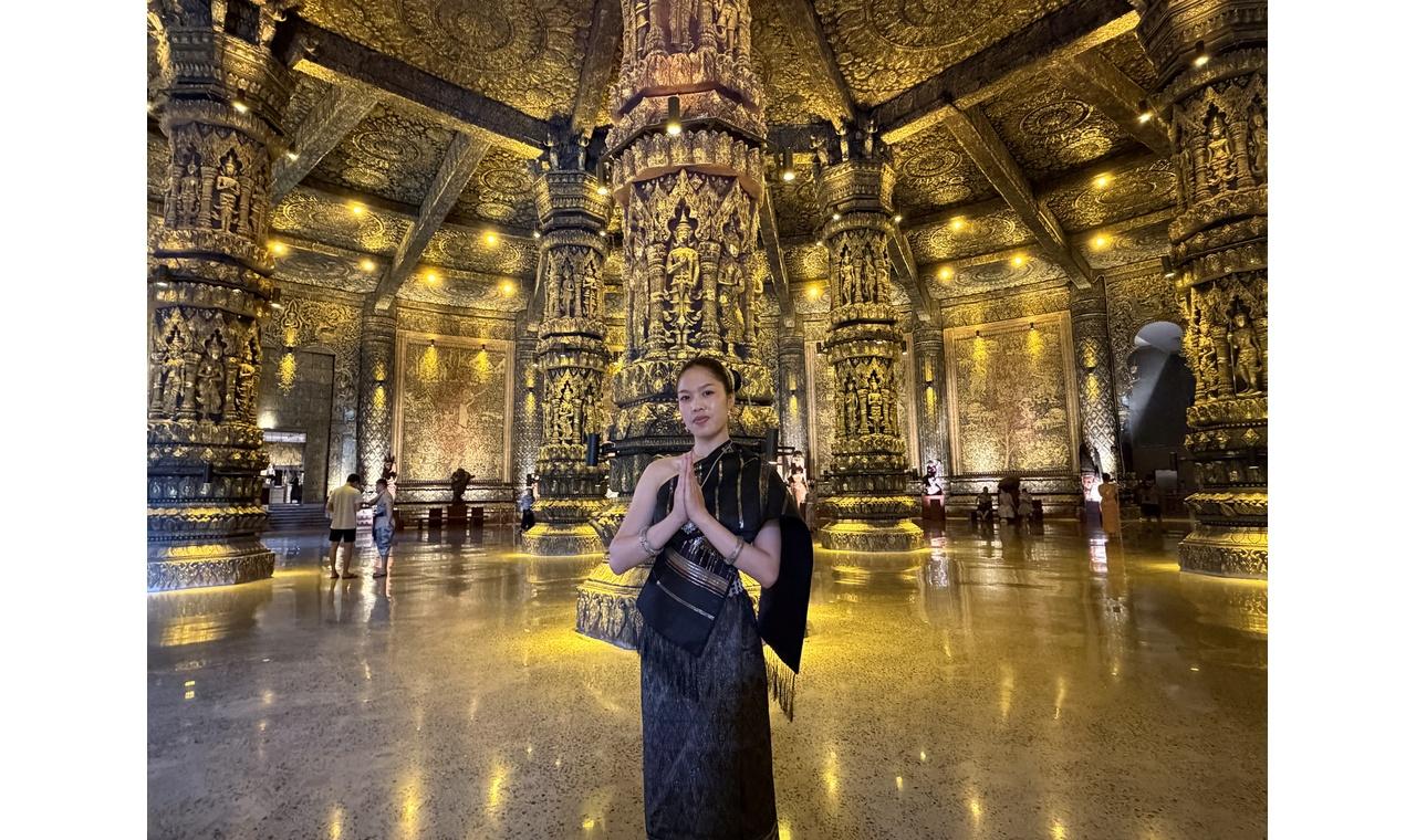 Vientiane: Lao Traditional Costume & Culture Escape 2