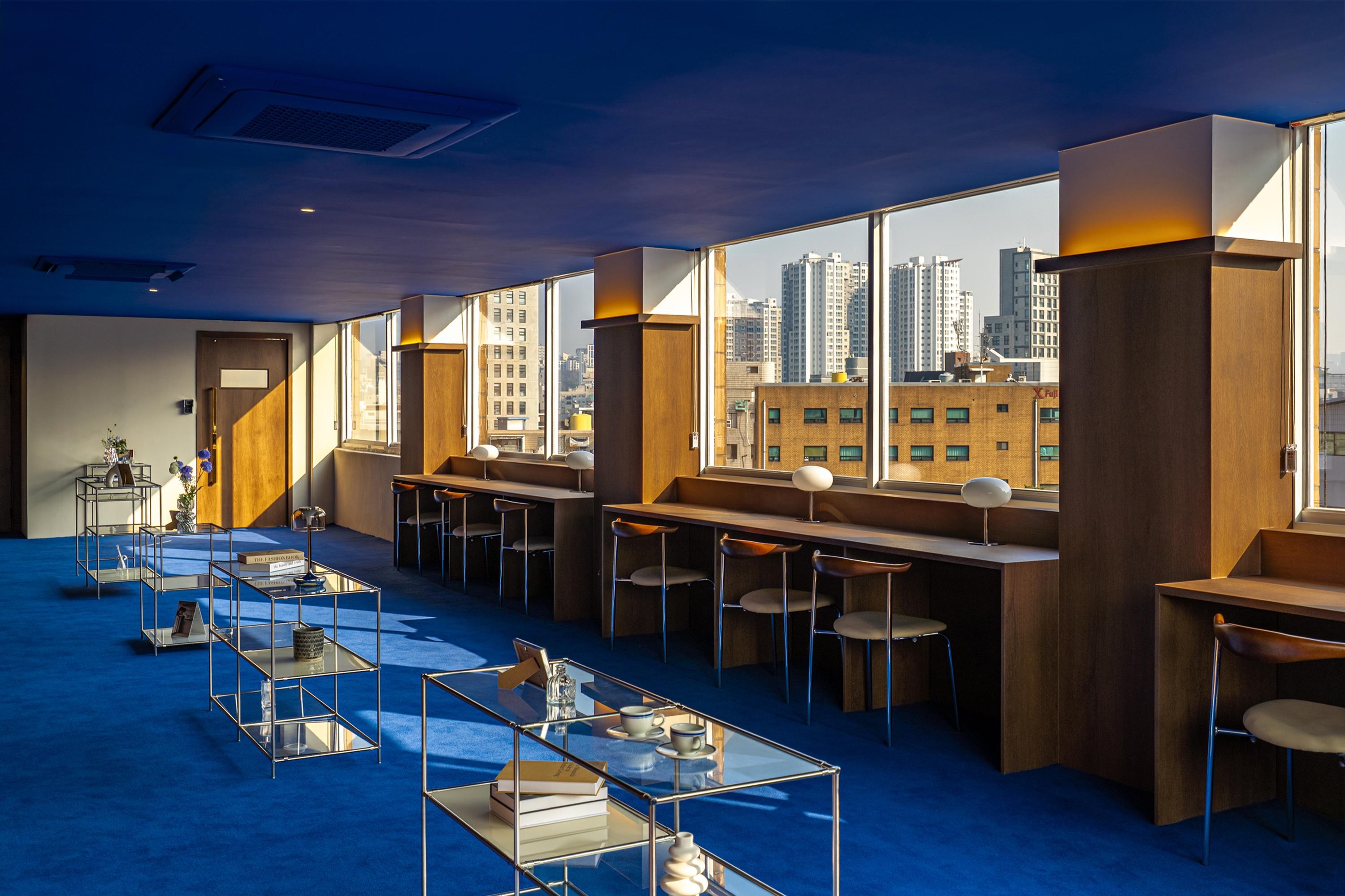 Yongsan Refresh Lounge — Shower, Rest & Luggage Storage Pass