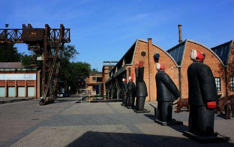 Beijing: Forbidden City and 798 Art Zone Guided Day Tour