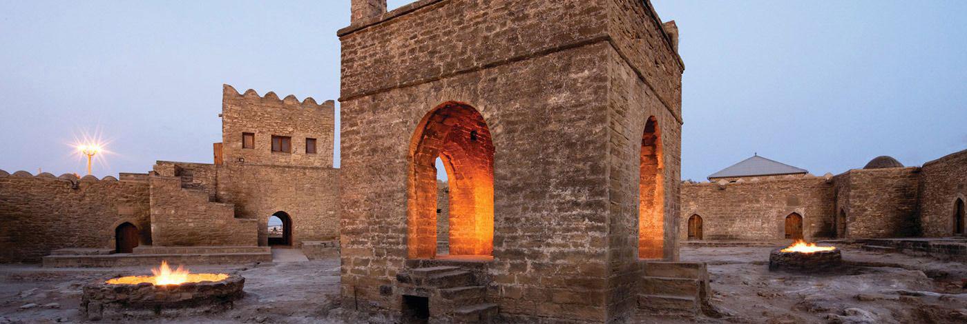 Baku: Absheron (Ateshgah and Yanar Dag) Tour