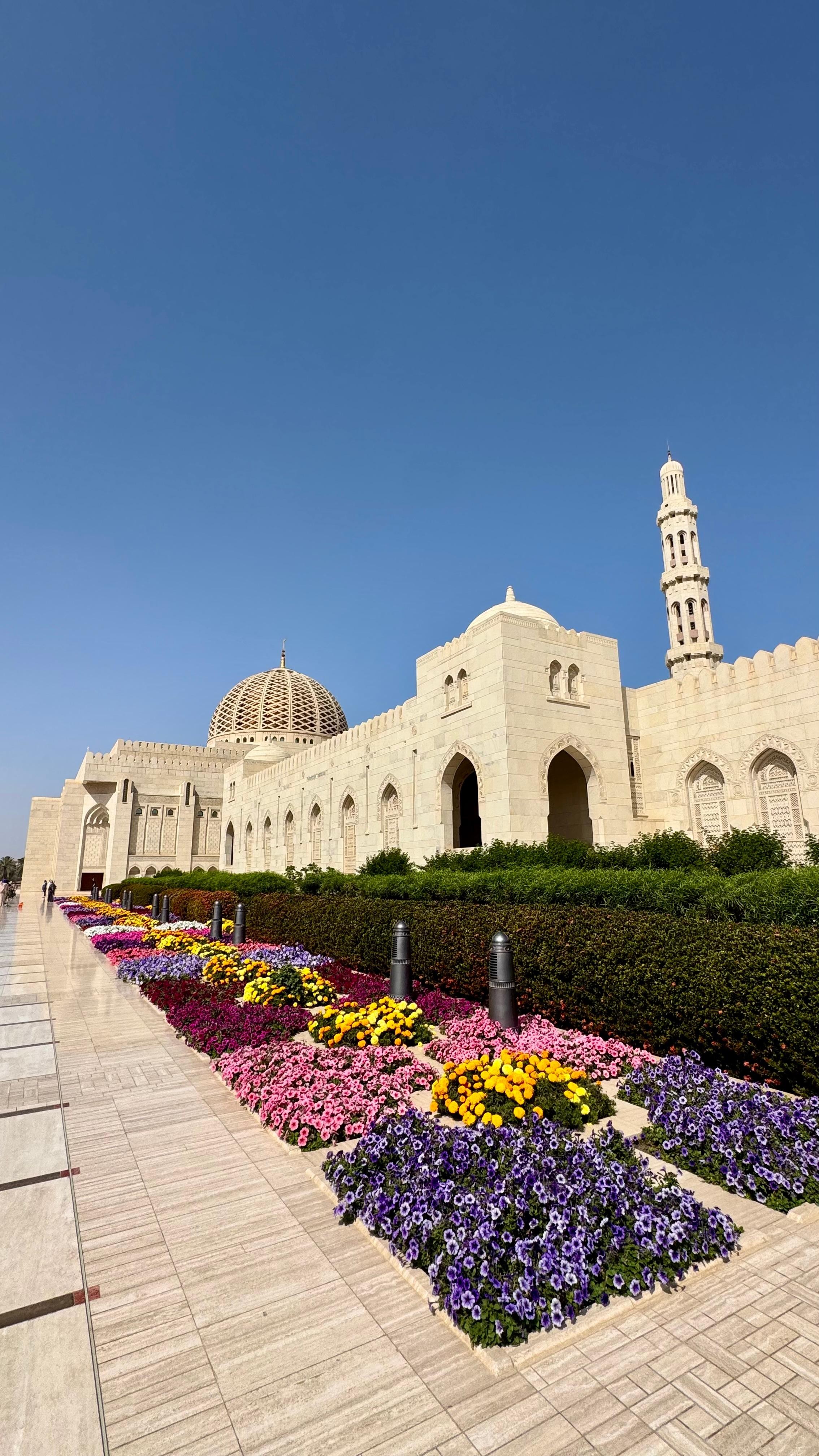 Muscat: Private Cultural Tour in German with Omani Guide