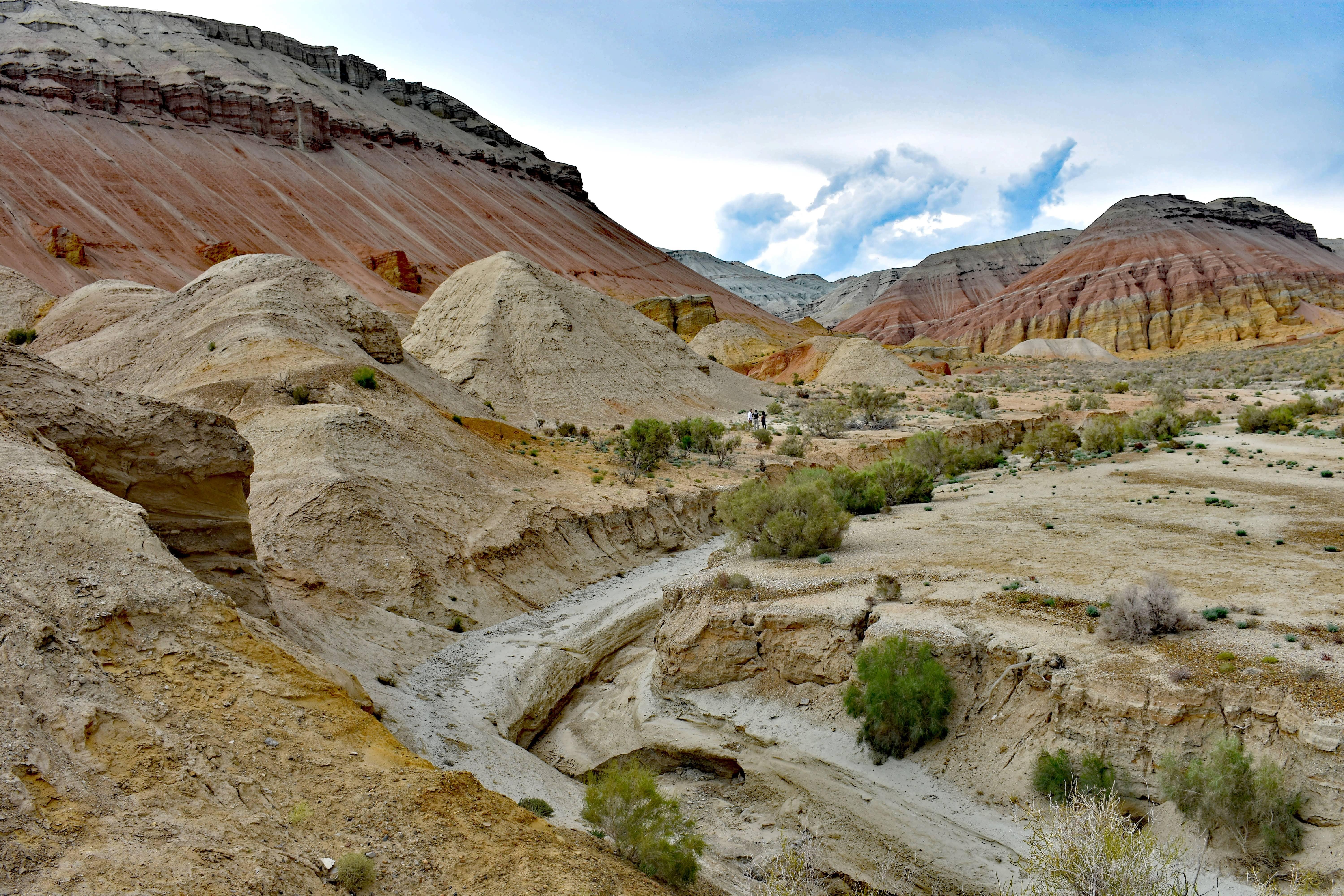From Almaty: Private Singing Dune & Aktau Mountains Day Trip 2