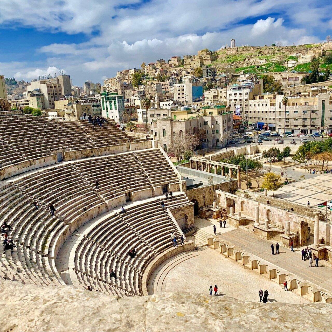 Amman downtown City walking tour : culture and street food