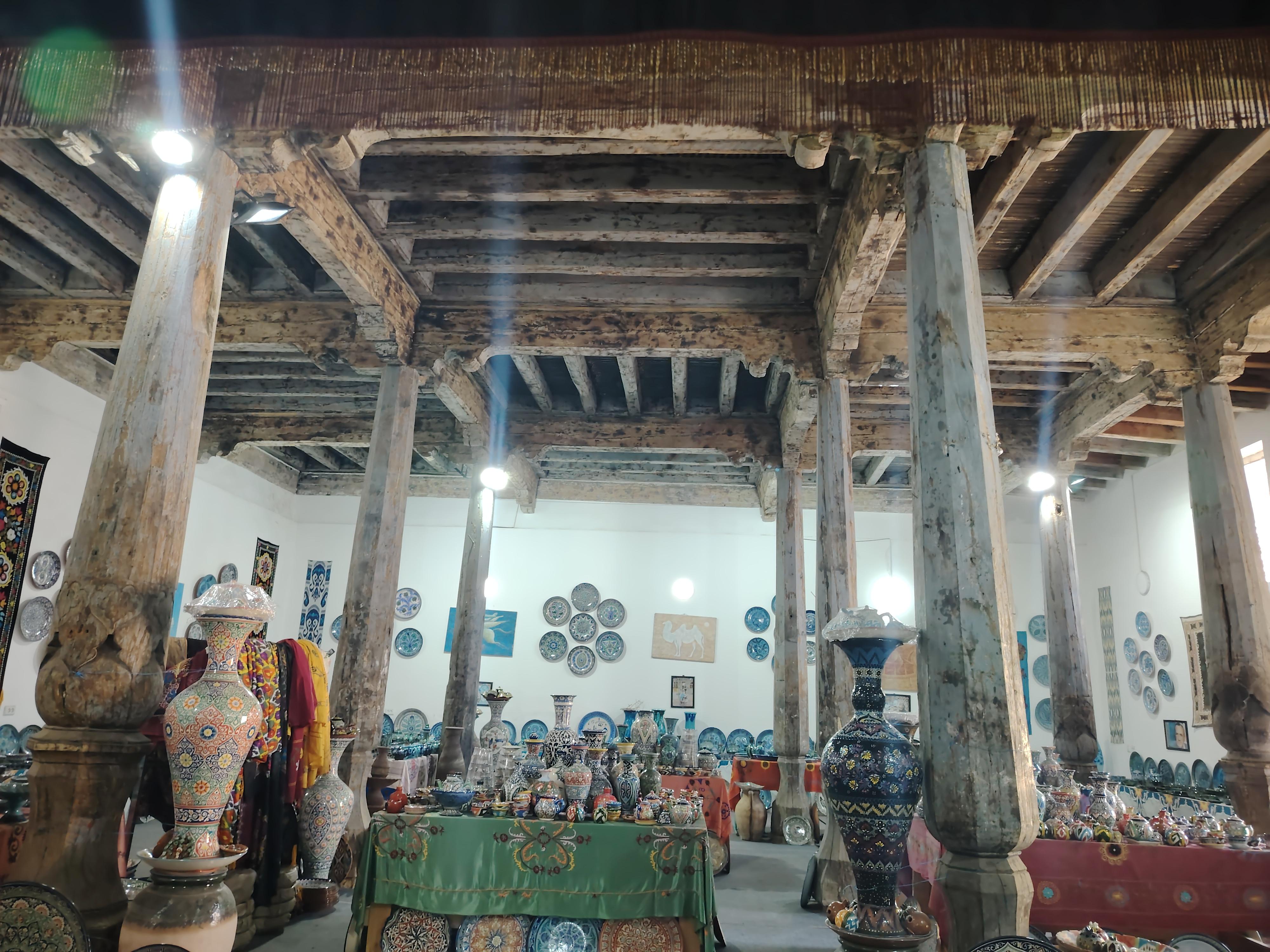 Tashkent: Old City Walking Tour with Local Artisans