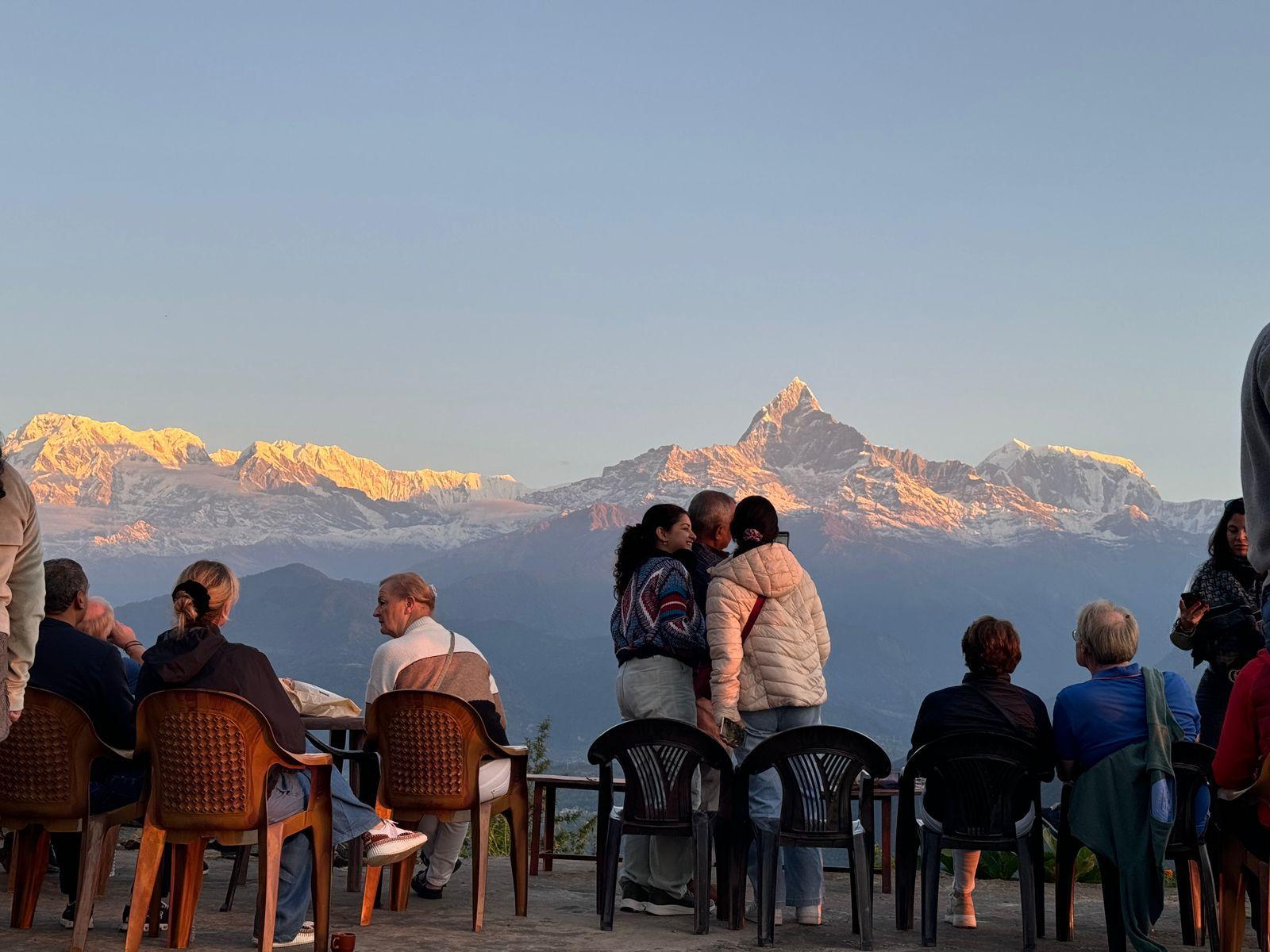Golden Horizon: Mesmerizing Sarangkot Sunrise Experience"