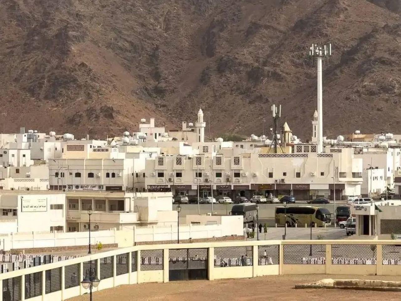 Medina: A tour of Medina's holy sites without a guide 2